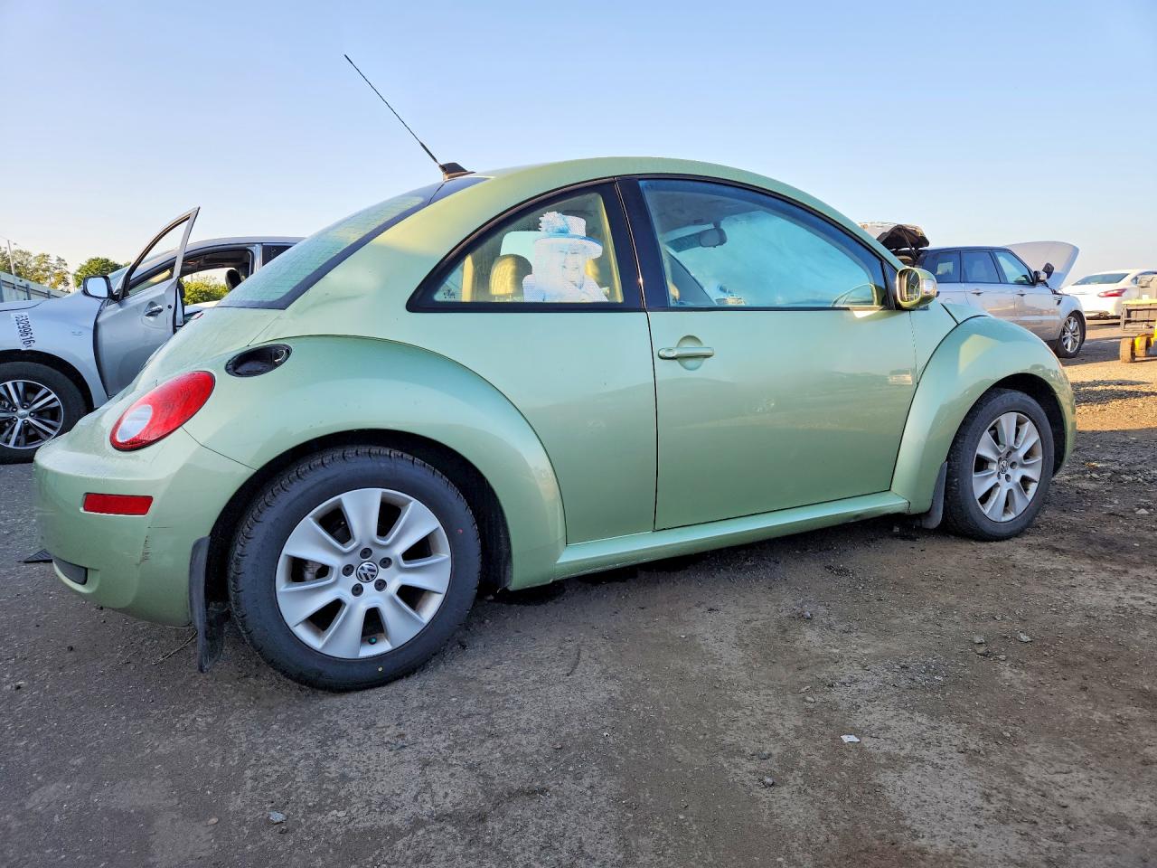 2009 Volkswagen New Beetle S Green vin: 3VWRG31C99M506964