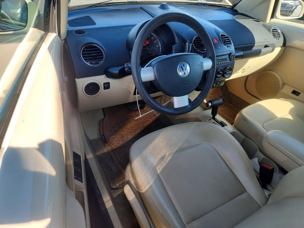 2006 Volkswagen New Beetle Convertible Option Package 1 Beige vin: 3VWRG31Y06M320253