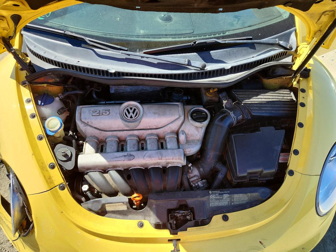 2008 Volkswagen New Beetle Convertible Se Yellow vin: 3VWRG31Y08M415804