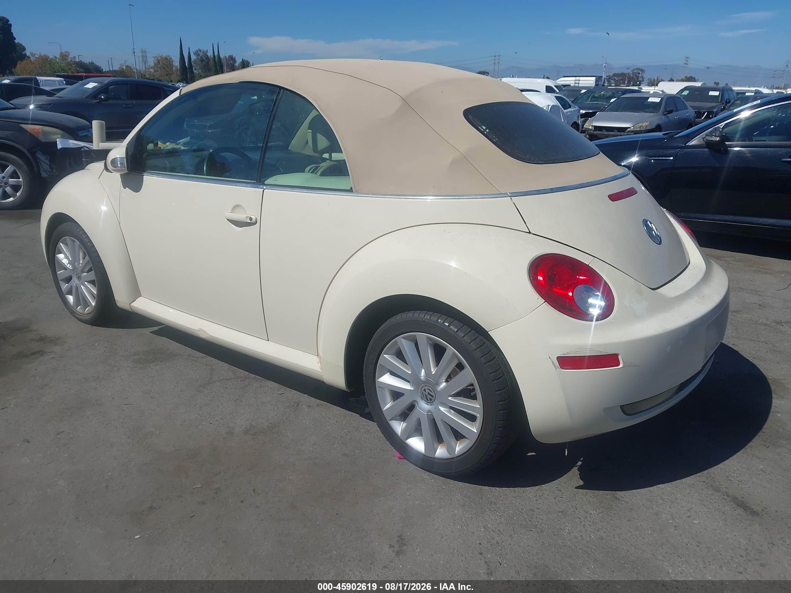 2008 Volkswagen New Beetle Se Белый vin: 3VWRG31Y18M404682