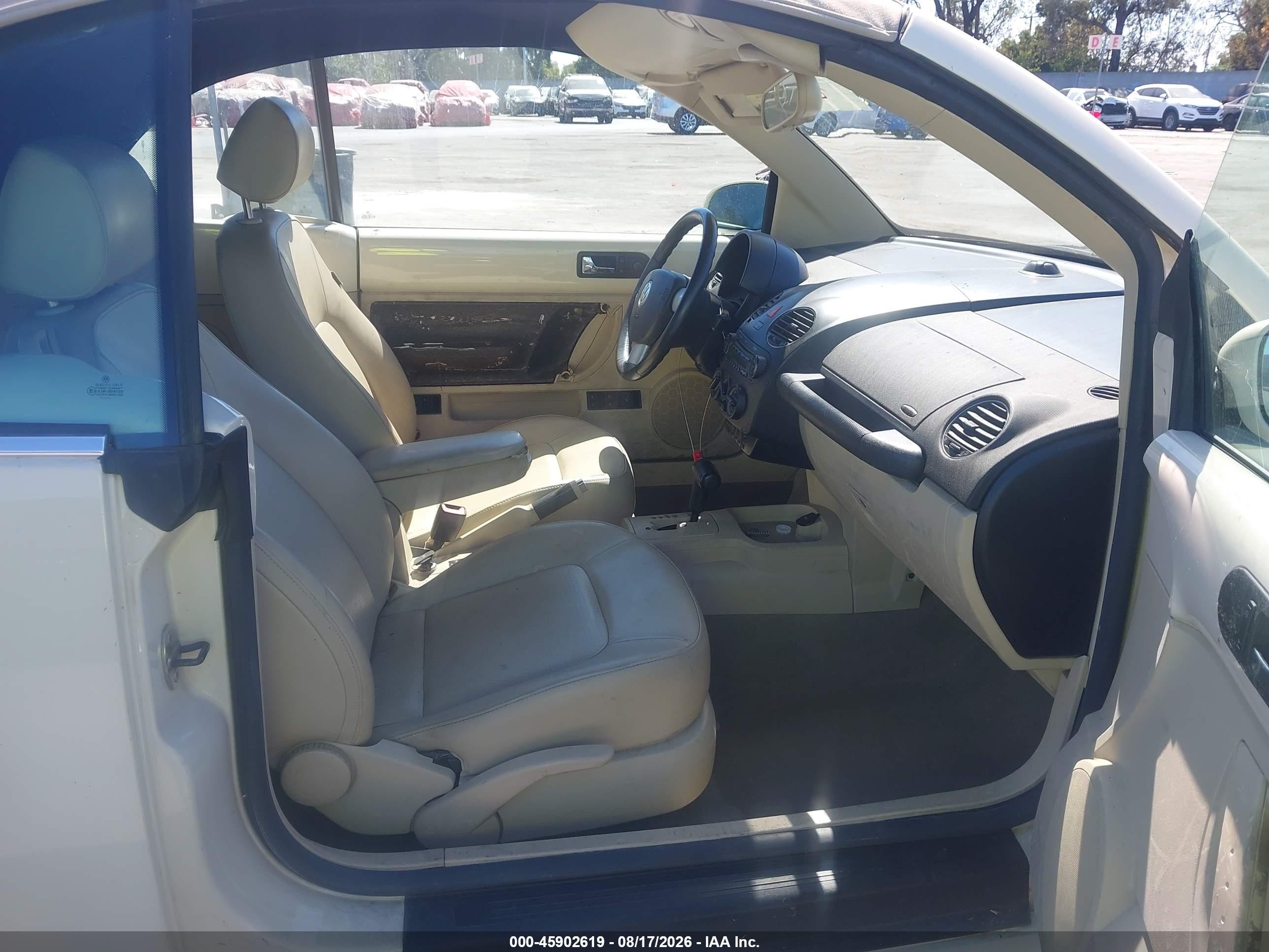 2008 Volkswagen New Beetle Se Белый vin: 3VWRG31Y18M404682