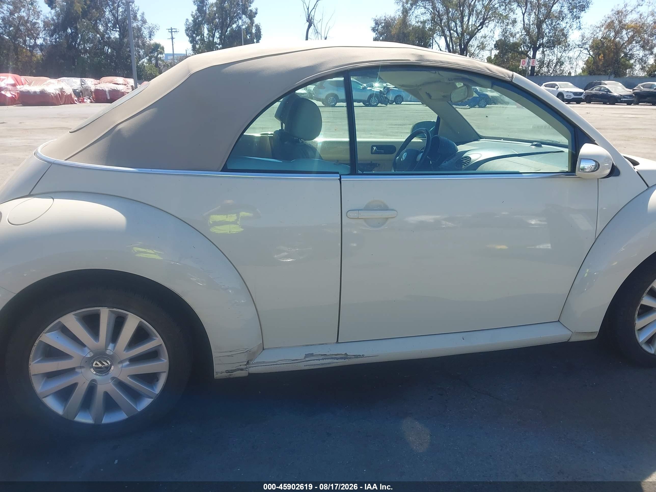 2008 Volkswagen New Beetle Se Белый vin: 3VWRG31Y18M404682