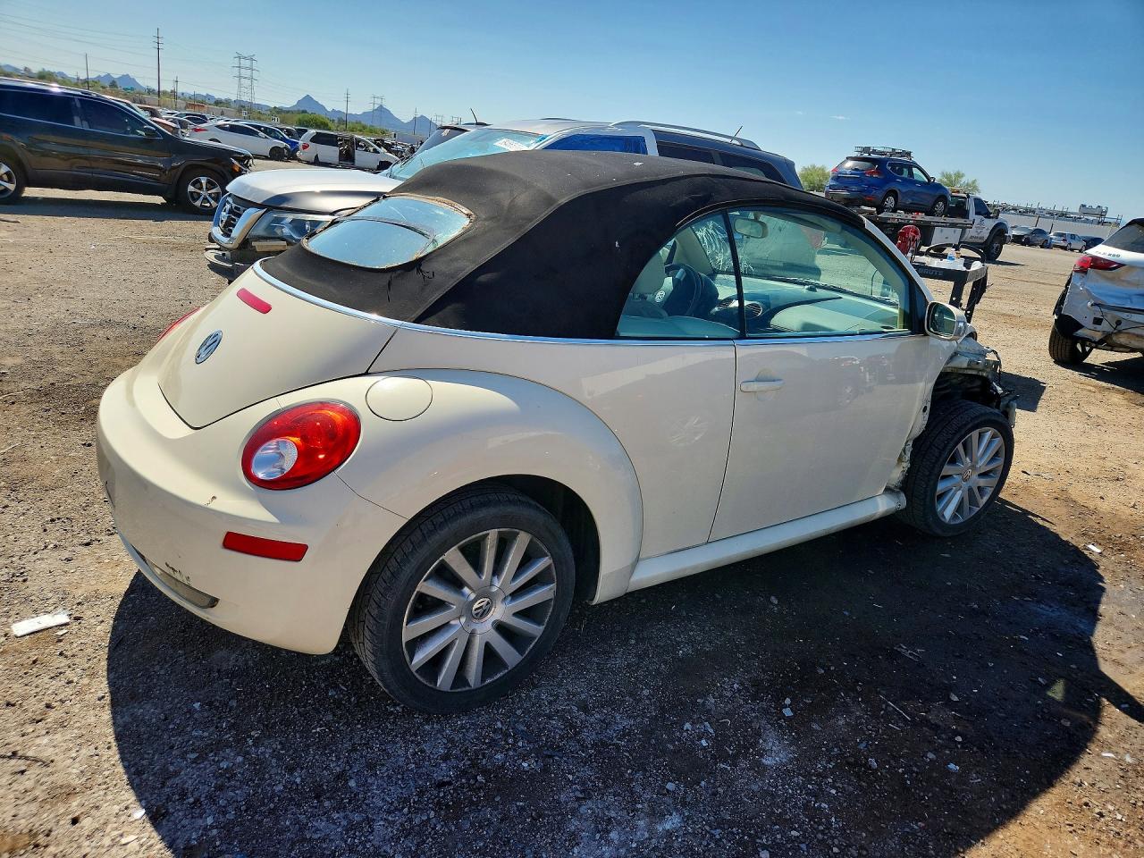 2008 Volkswagen New Beetle Convertible Se Кремовый vin: 3VWRG31Y18M417092