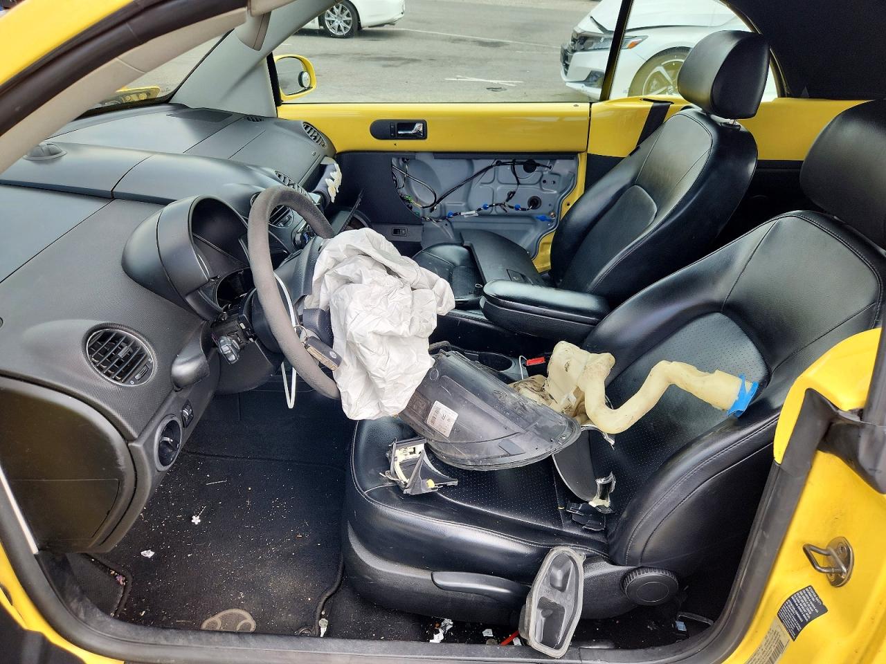 2007 Volkswagen Beatle Yellow vin: 3VWRG31Y27M400087