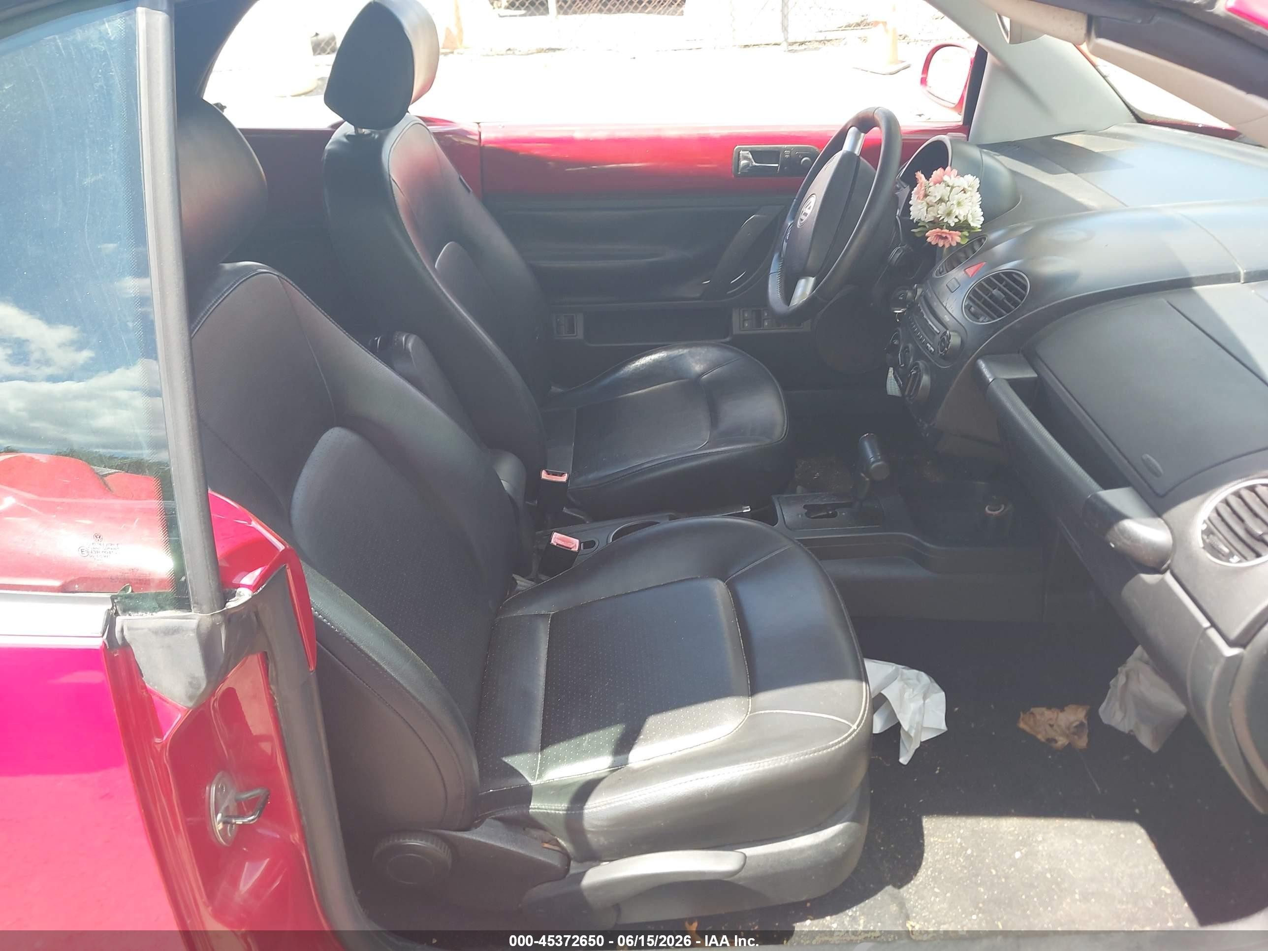 2008 Volkswagen New Beetle Se Red vin: 3VWRG31Y38M408930