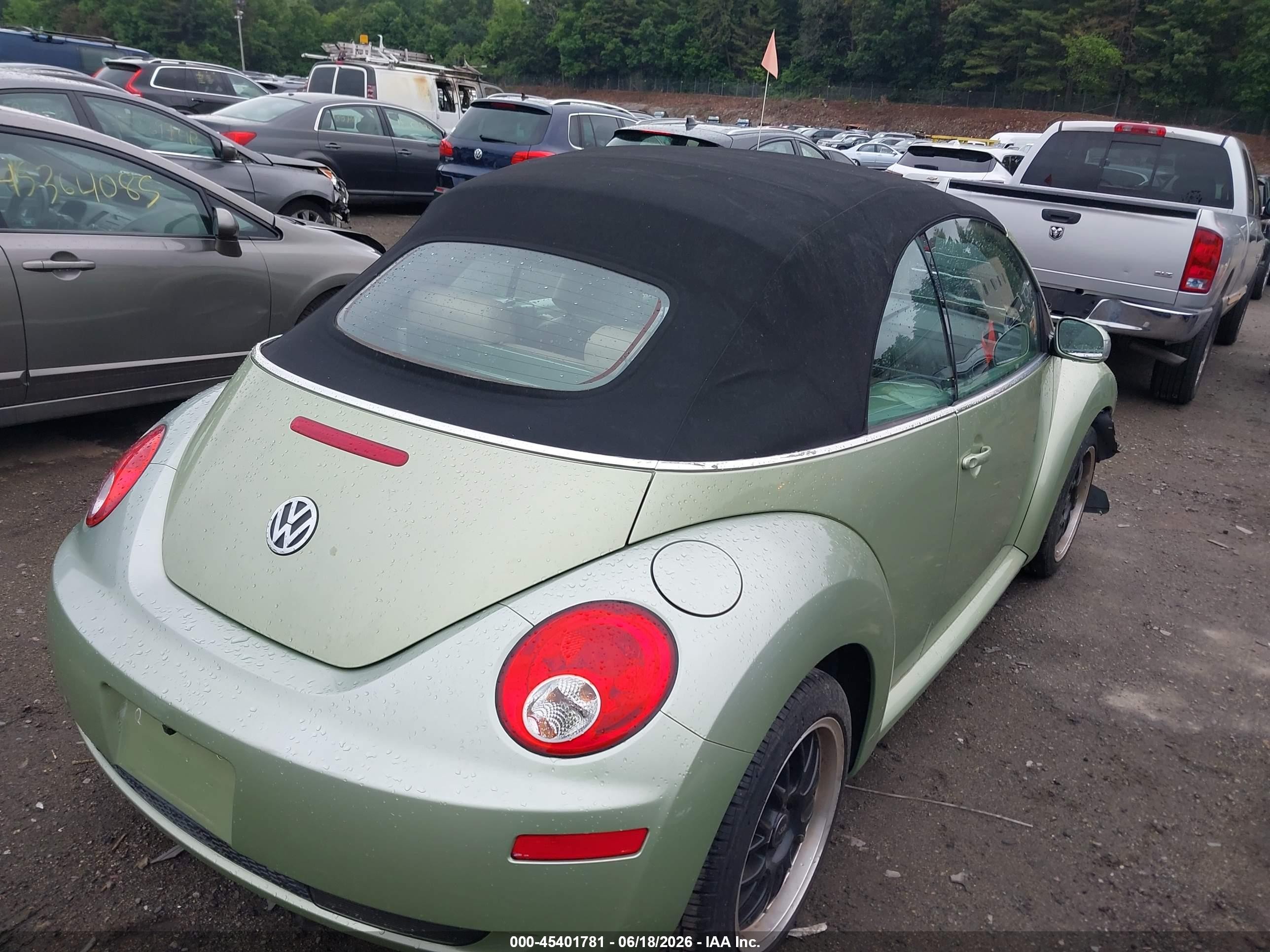 2009 Volkswagen New Beetle 2.5l Green vin: 3VWRG31Y79M401030