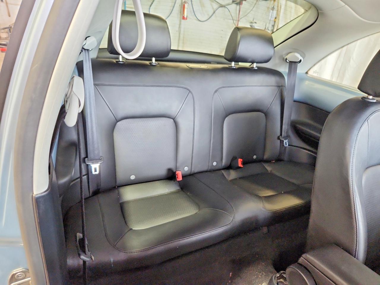 2010 Volkswagen New Beetle Blue vin: 3VWRG3AG1AM014355