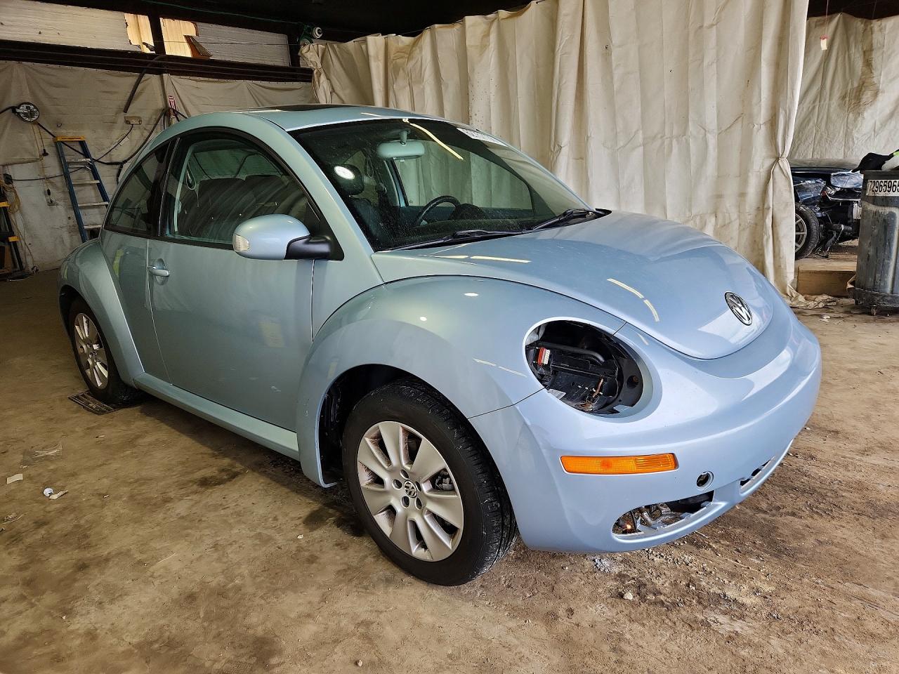 2010 Volkswagen New Beetle Blue vin: 3VWRG3AG1AM014355