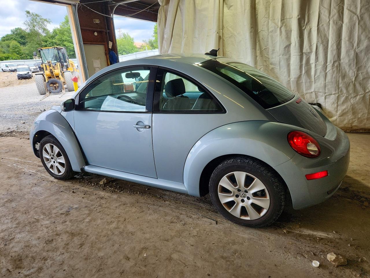 2010 Volkswagen New Beetle Blue vin: 3VWRG3AG1AM014355