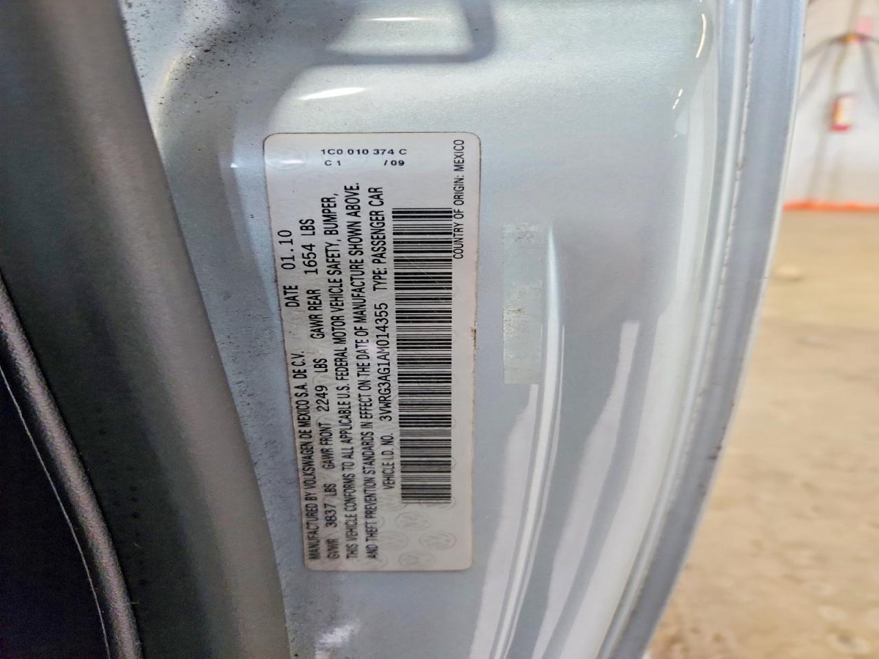 2010 Volkswagen New Beetle Blue vin: 3VWRG3AG1AM014355