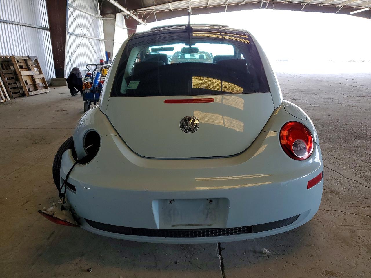 2010 Volkswagen New Beetle Blue vin: 3VWRG3AG3AM036485
