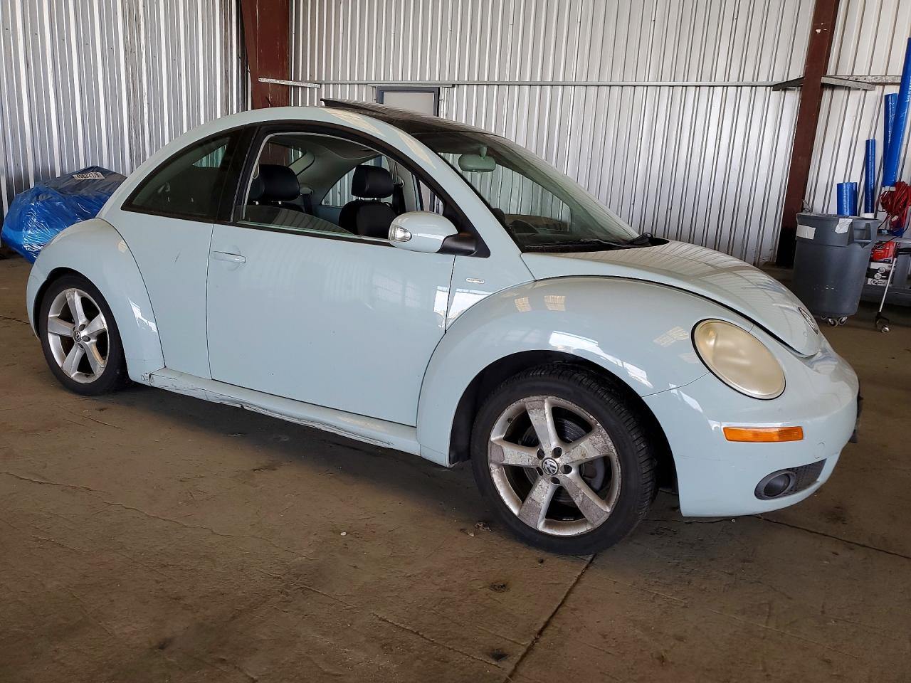 2010 Volkswagen New Beetle Blue vin: 3VWRG3AG3AM036485