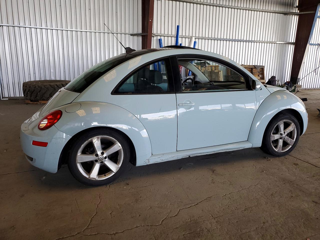 2010 Volkswagen New Beetle Blue vin: 3VWRG3AG3AM036485