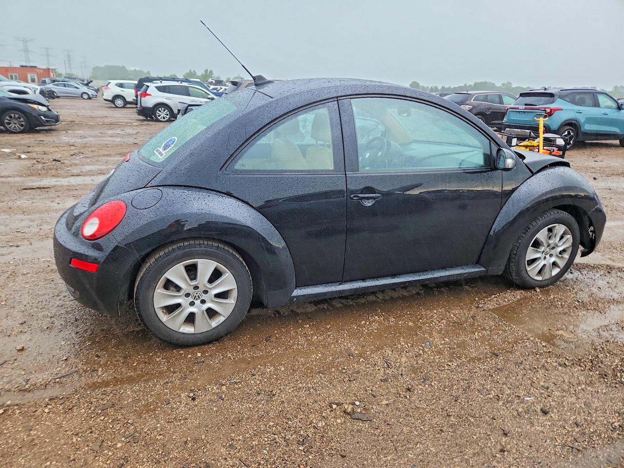 2010 Volkswagen New Beetle Черный vin: 3VWRG3AG5AM033670