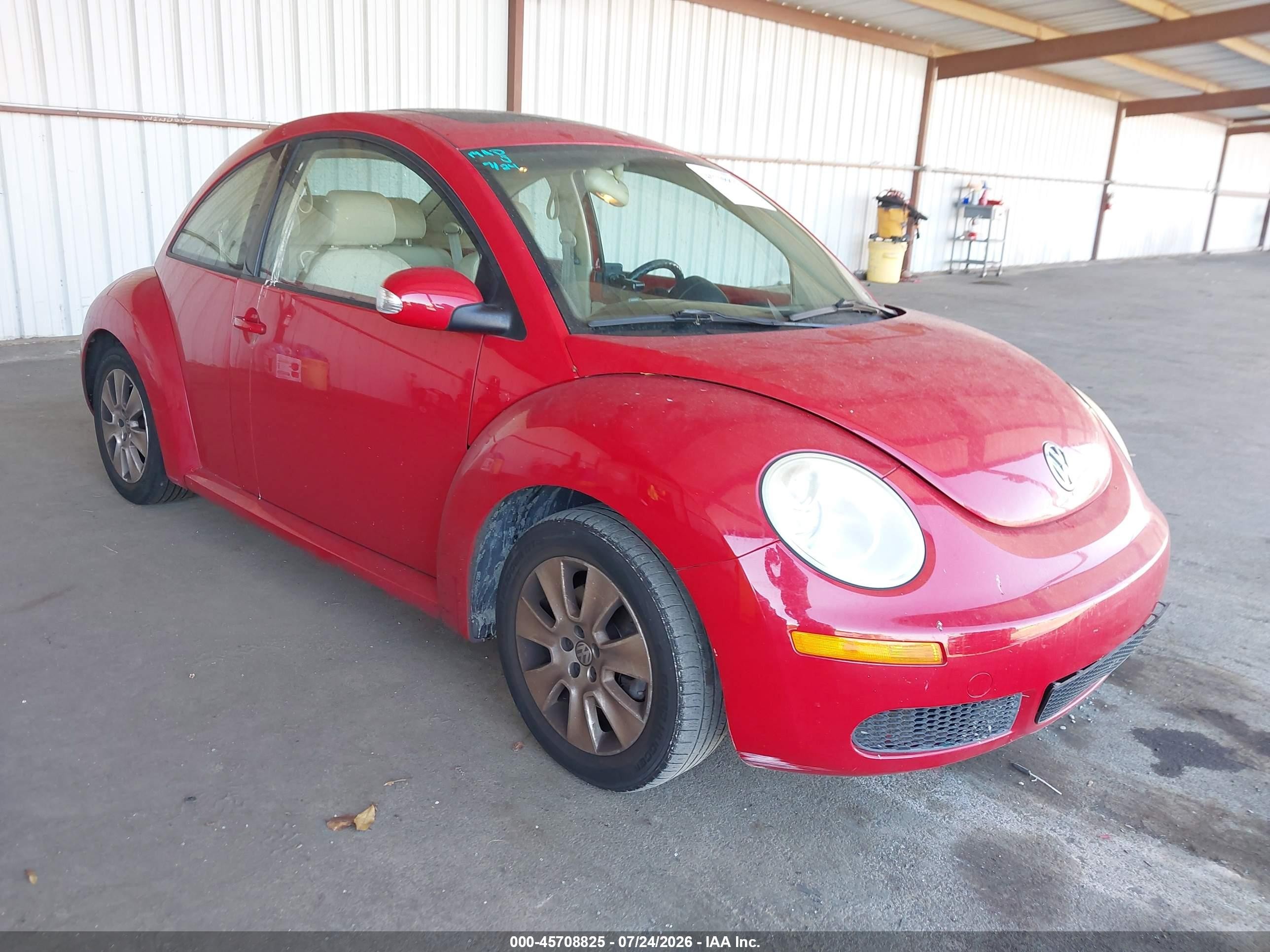 2010 Volkswagen New Beetle 2.5l Красный vin: 3VWRG3AG8AM022985