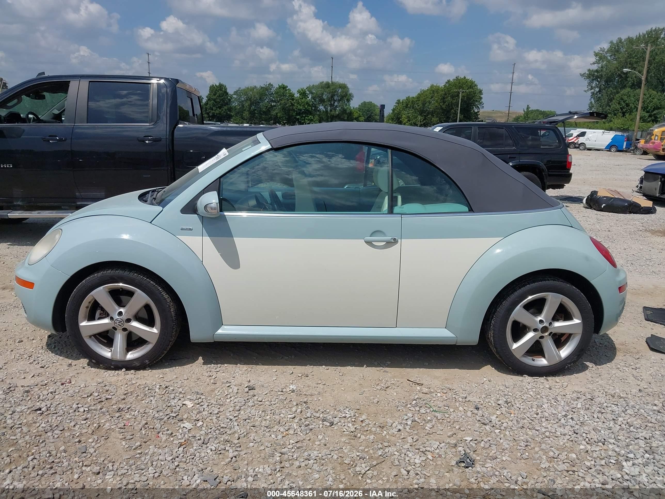 2010 Volkswagen New Beetle 2.5l Final Edition Blue vin: 3VWRG3AL0AM006874