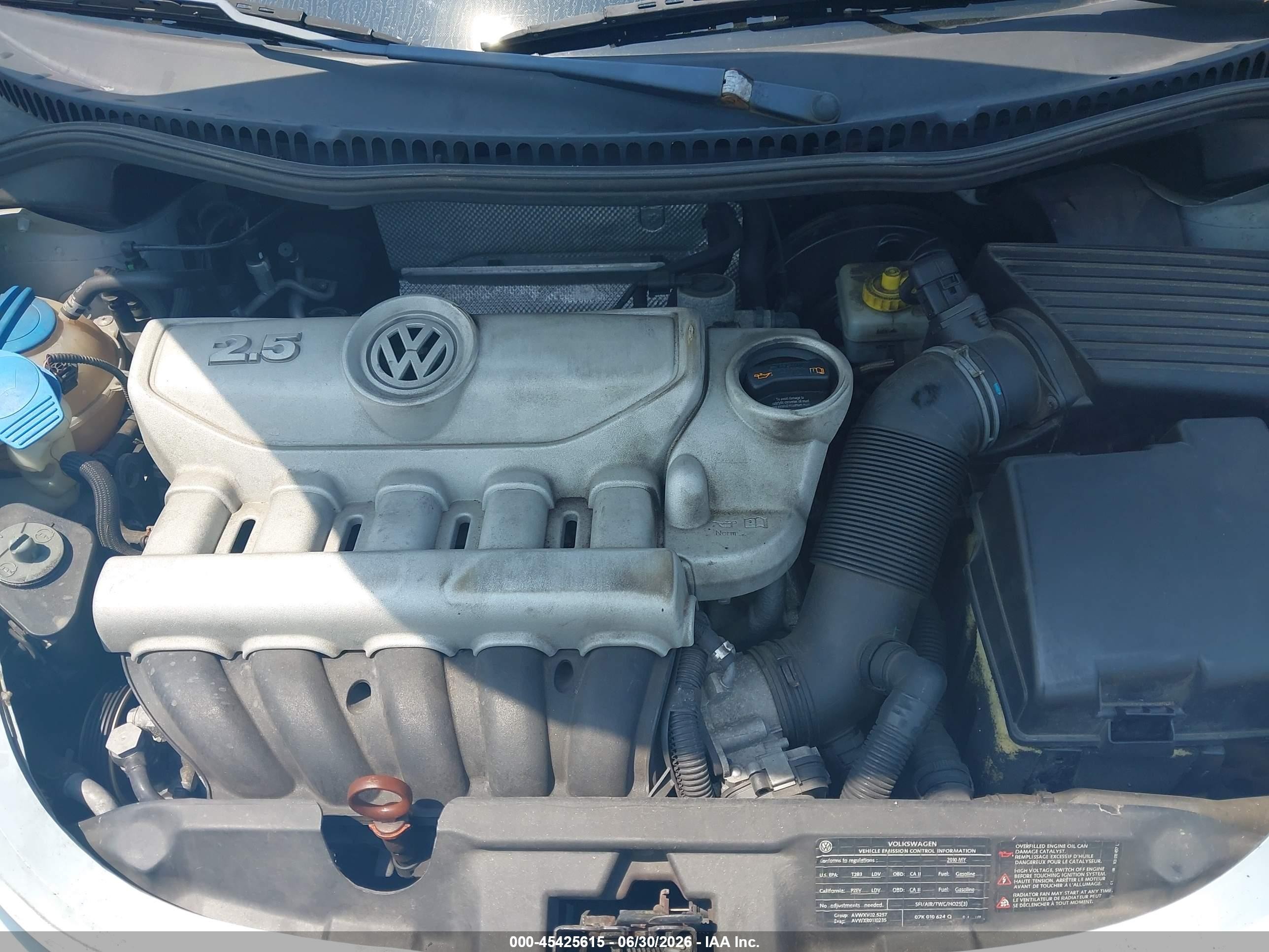 2010 Volkswagen New Beetle 2.5l Light Blue vin: 3VWRG3AL3AM002978