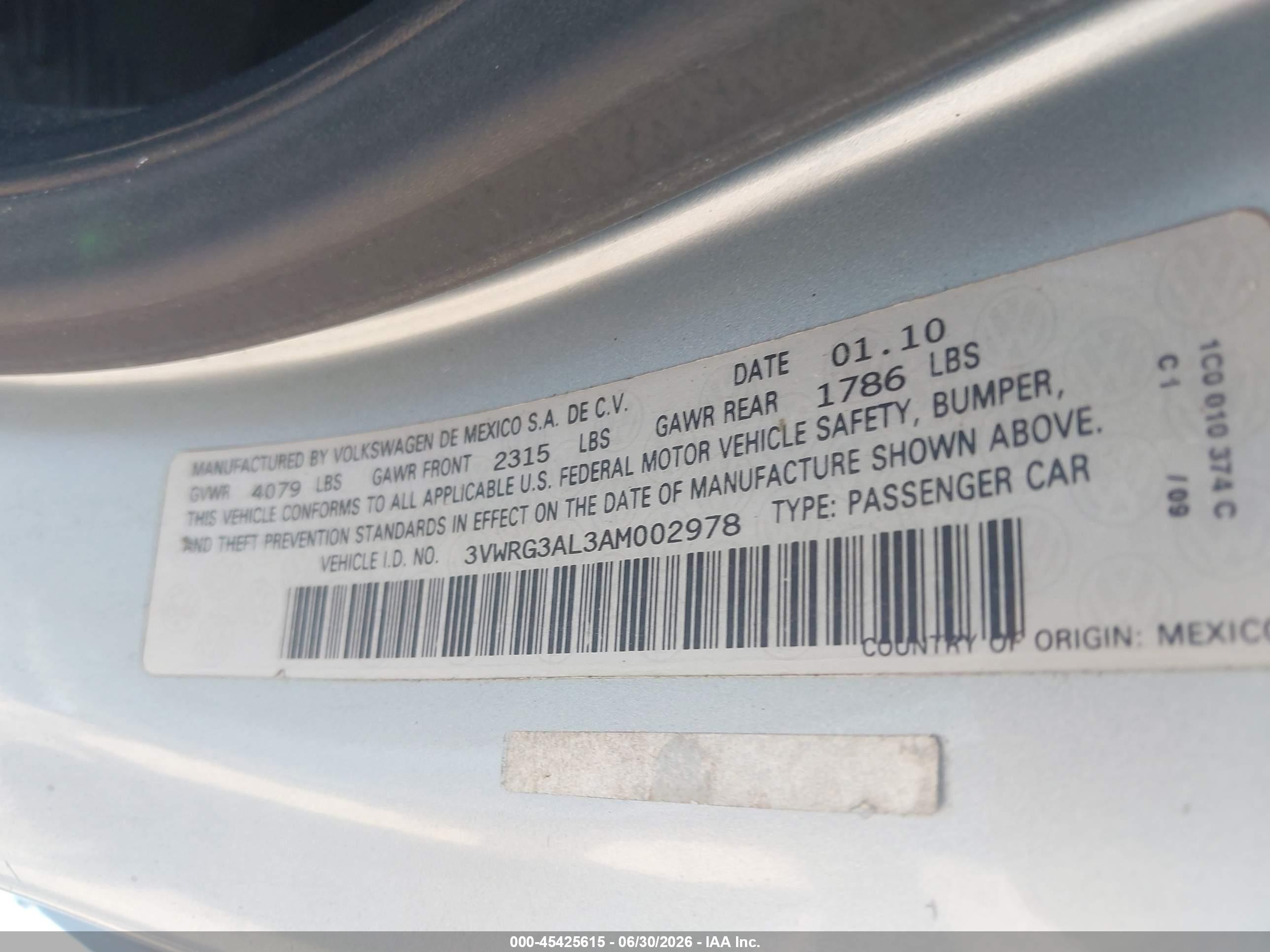 2010 Volkswagen New Beetle 2.5l Light Blue vin: 3VWRG3AL3AM002978