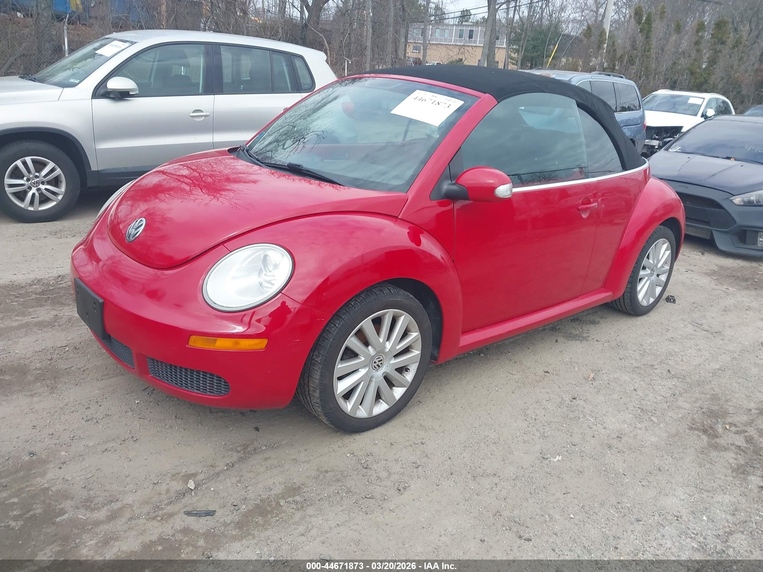 2010 Volkswagen New Beetle 2.5l Красный vin: 3VWRG3AL8AM010364