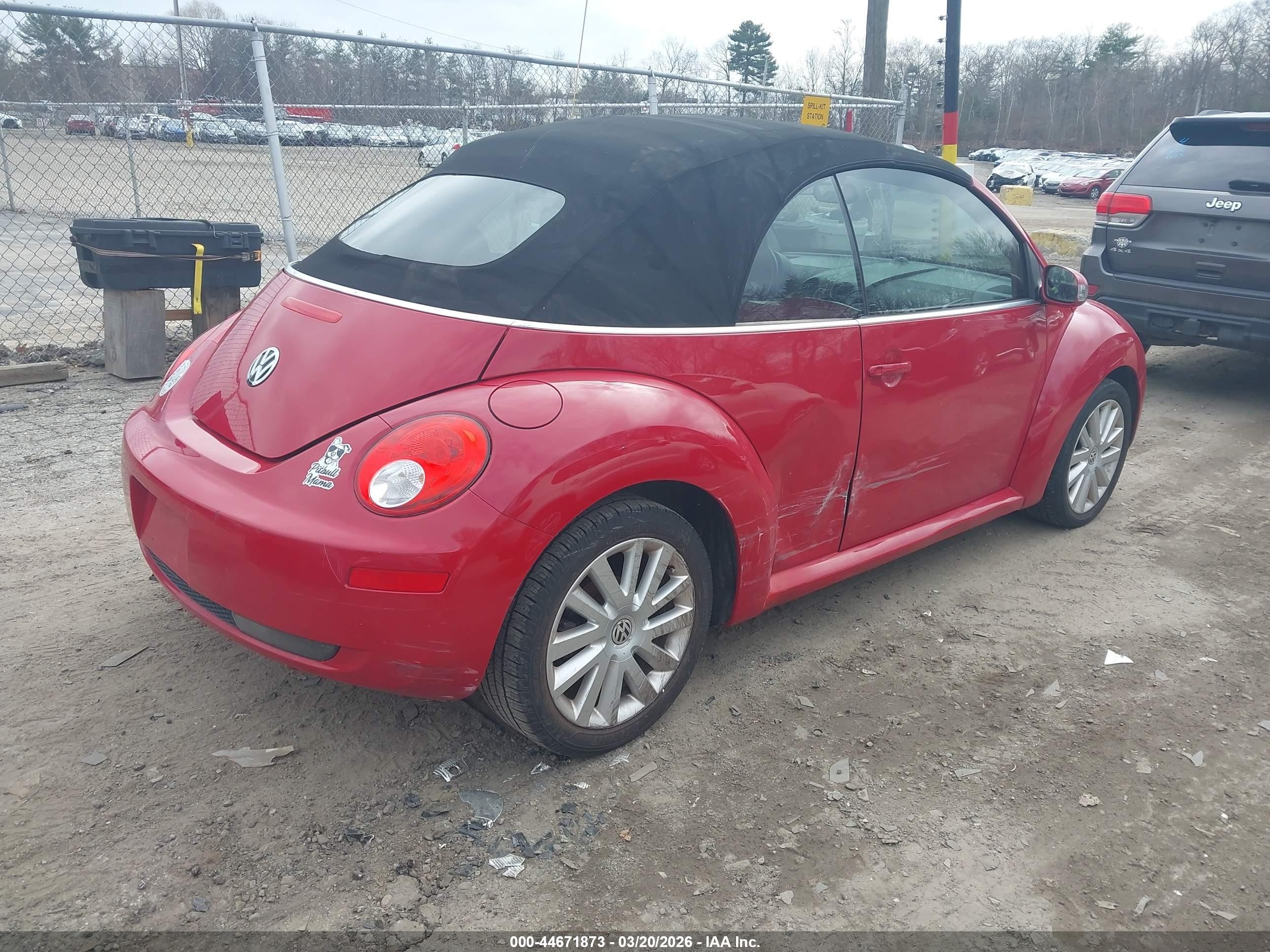 2010 Volkswagen New Beetle 2.5l Красный vin: 3VWRG3AL8AM010364