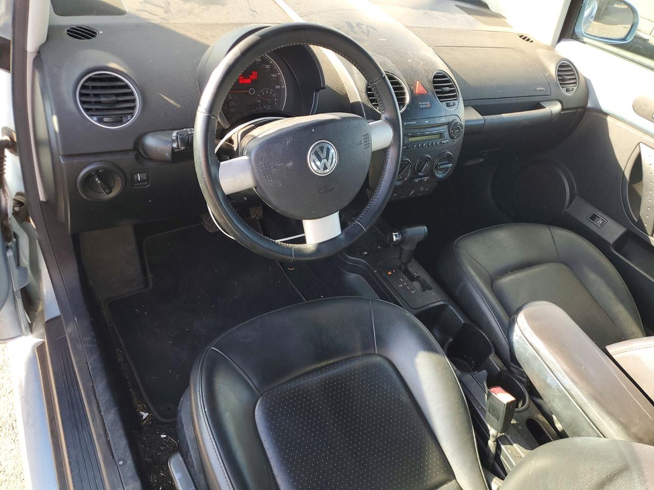 2010 Volkswagen New Beetle Blue vin: 3VWRG3AL9AM003147