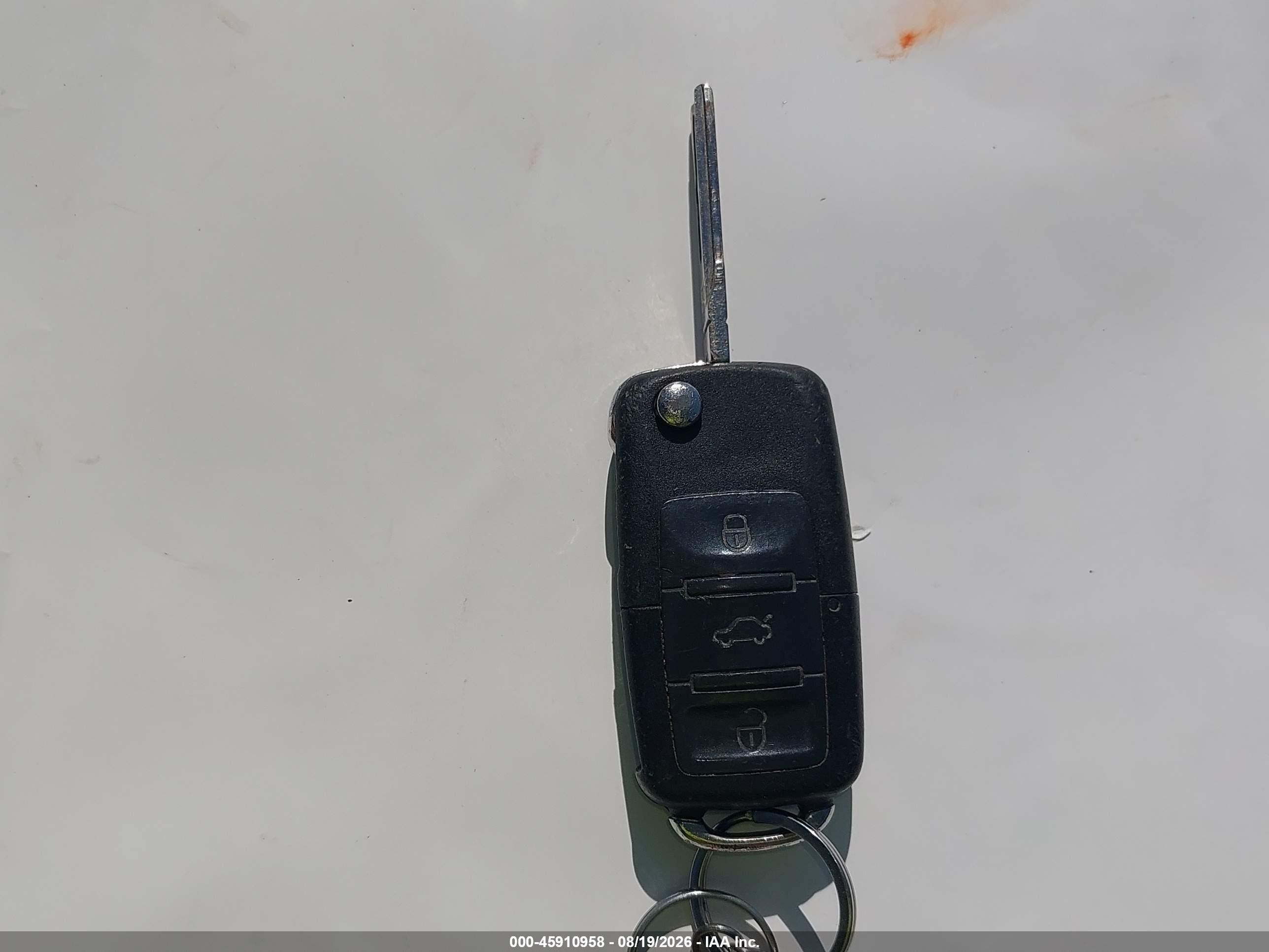 2010 Volkswagen New Beetle 2.5l Silver vin: 3VWRG3AL9AM010115