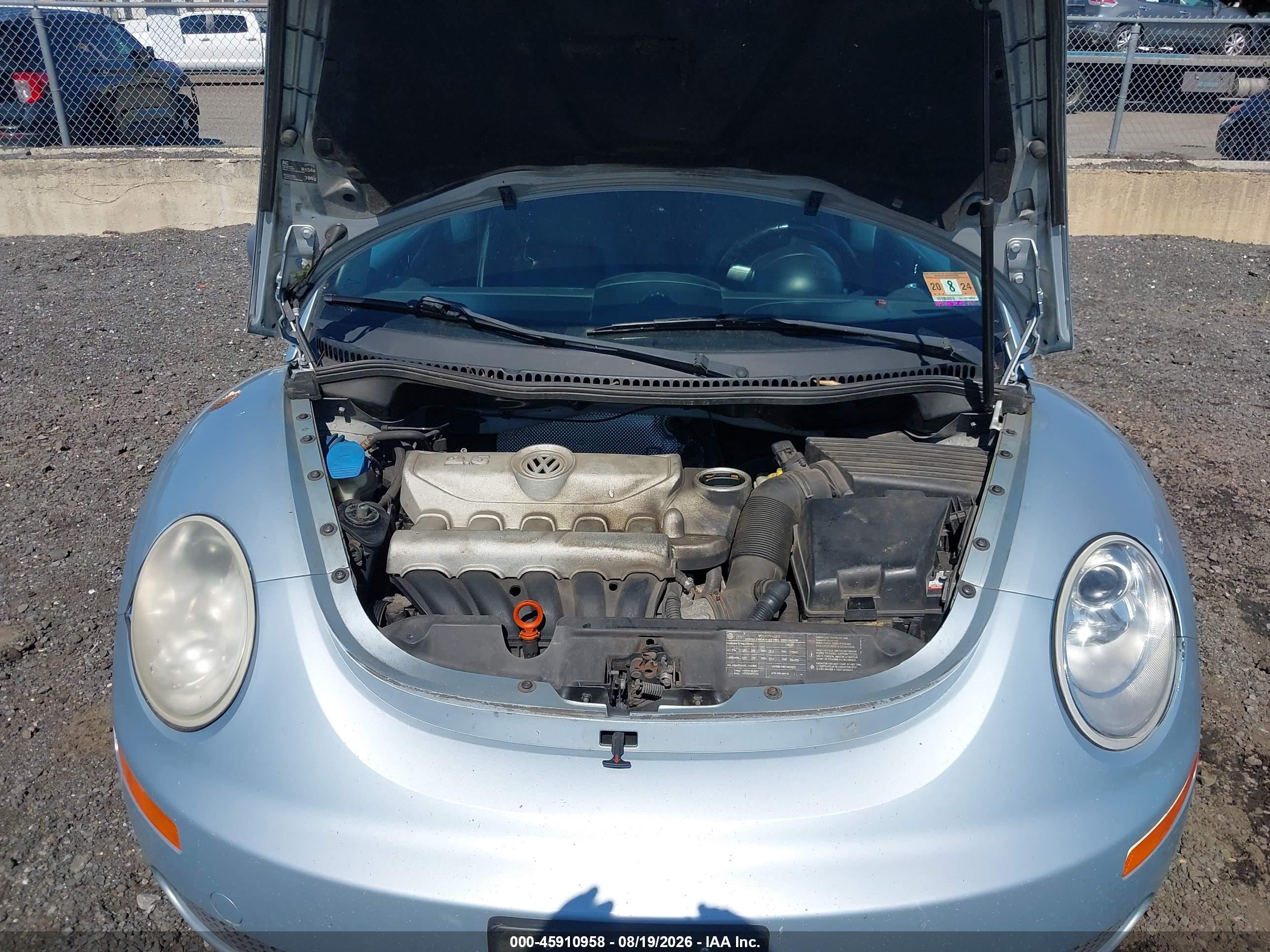 2010 Volkswagen New Beetle 2.5l Silver vin: 3VWRG3AL9AM010115