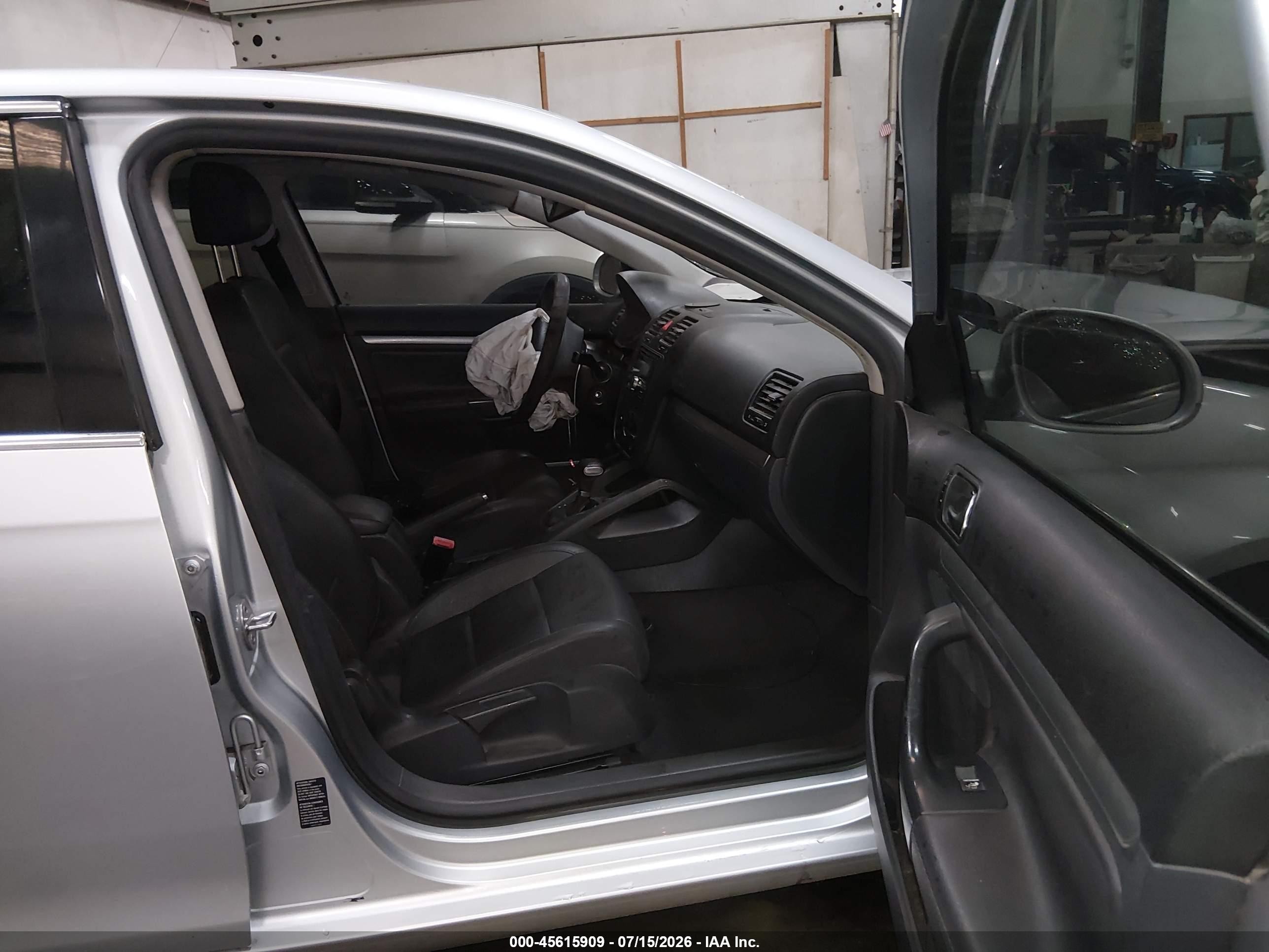 2006 Volkswagen Jetta 2.5 Серебряный vin: 3VWRG71K16M744933