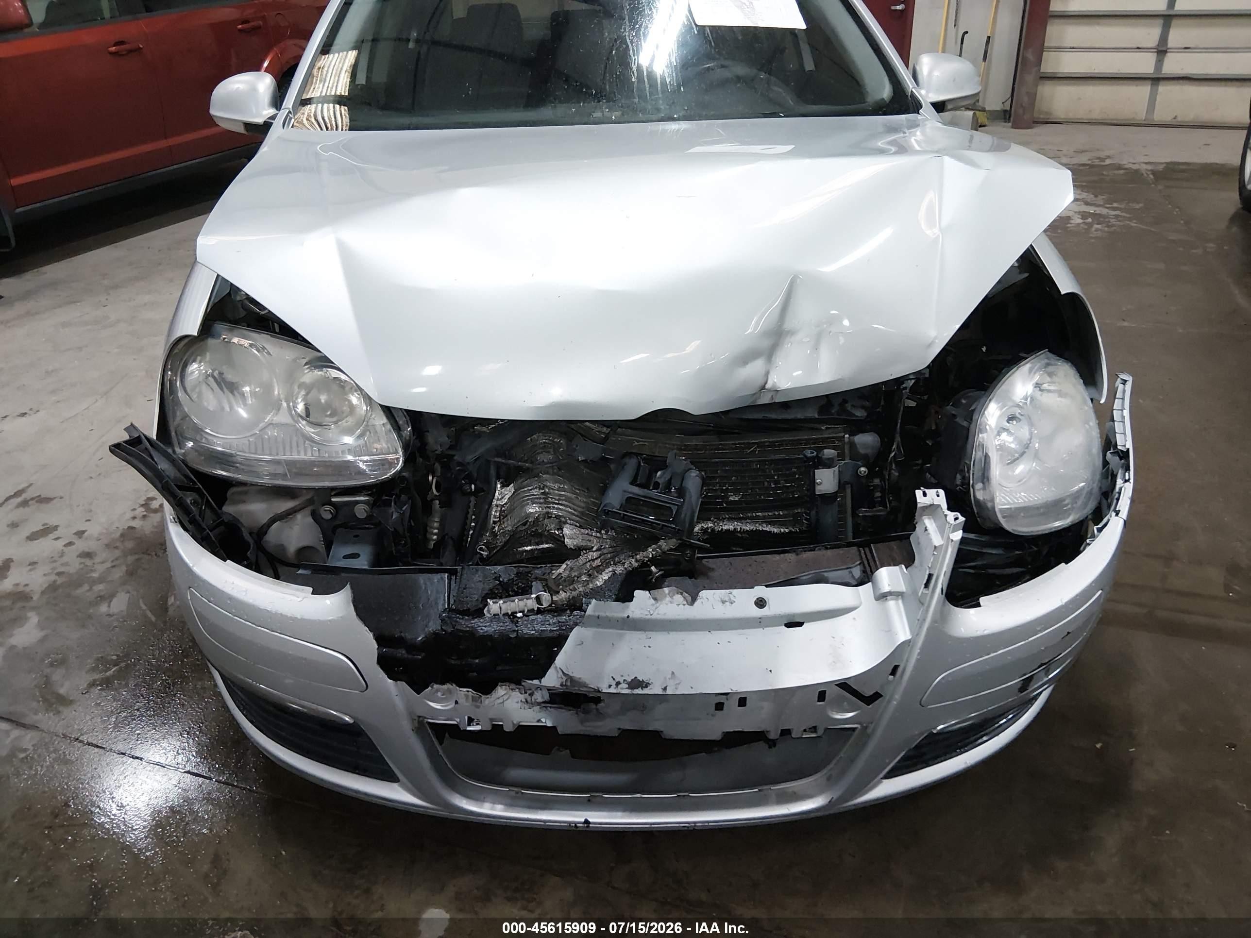 2006 Volkswagen Jetta 2.5 Серебряный vin: 3VWRG71K16M744933