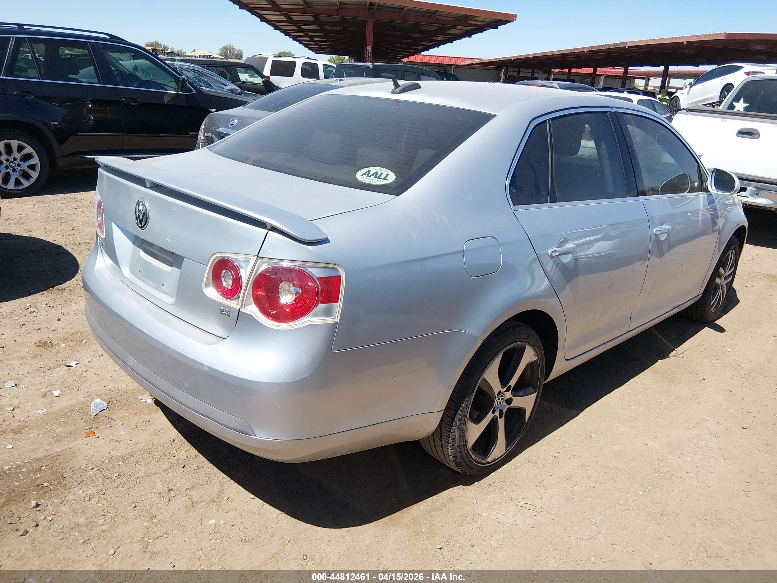 2006 Volkswagen Jetta 2.5 Silver vin: 3VWRG71K86M841241