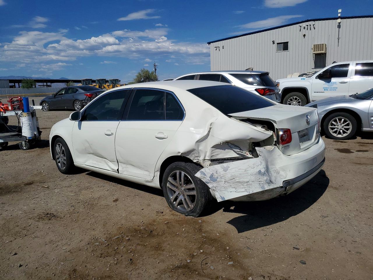 2006 Volkswagen Jetta 2.5 Белый vin: 3VWRG71K96M766890