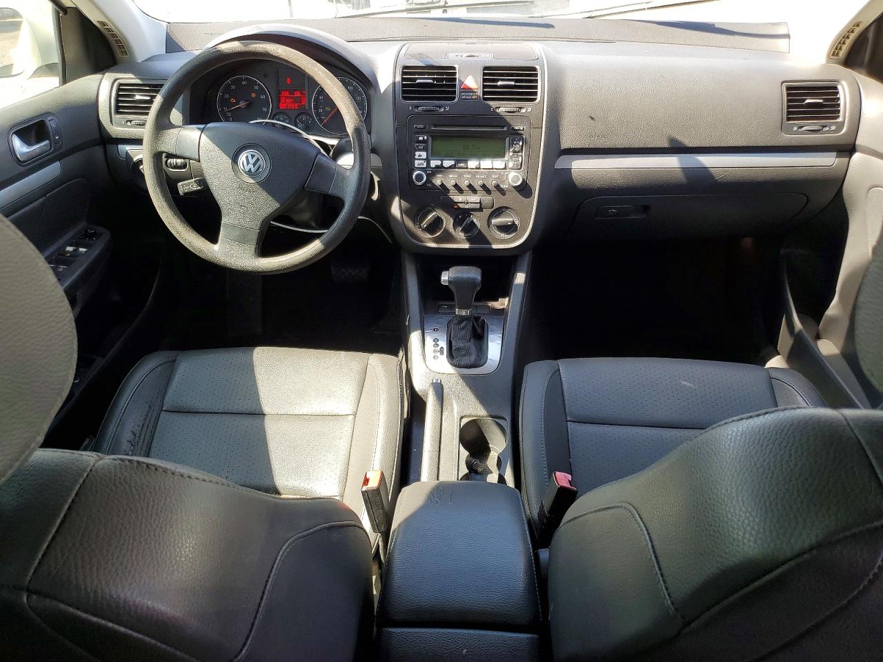 2006 Volkswagen Jetta 2.5 Белый vin: 3VWRG71K96M766890
