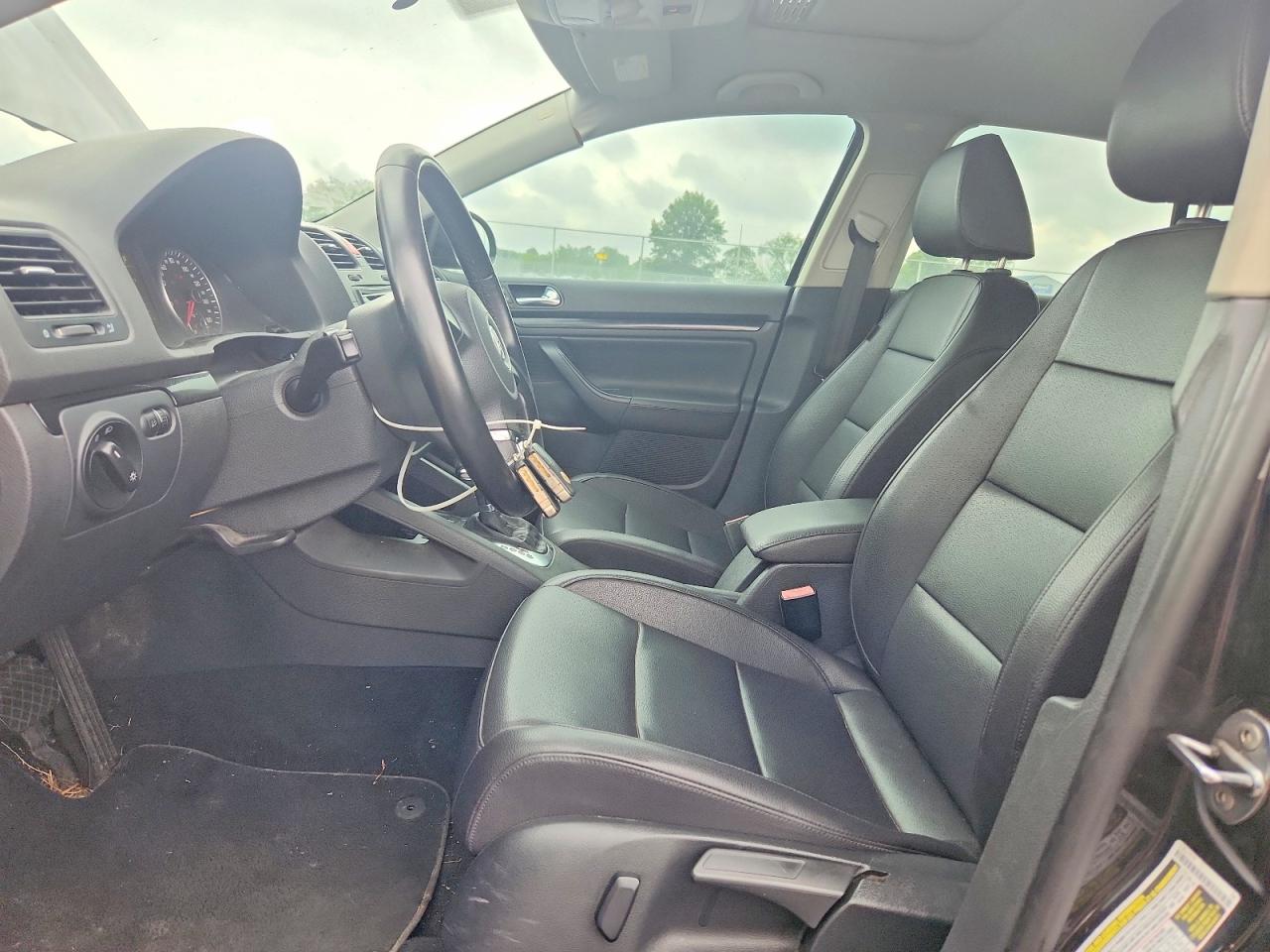 2010 Volkswagen Jetta Wolfsburg Black vin: 3VWRJ7AJ9AM017704