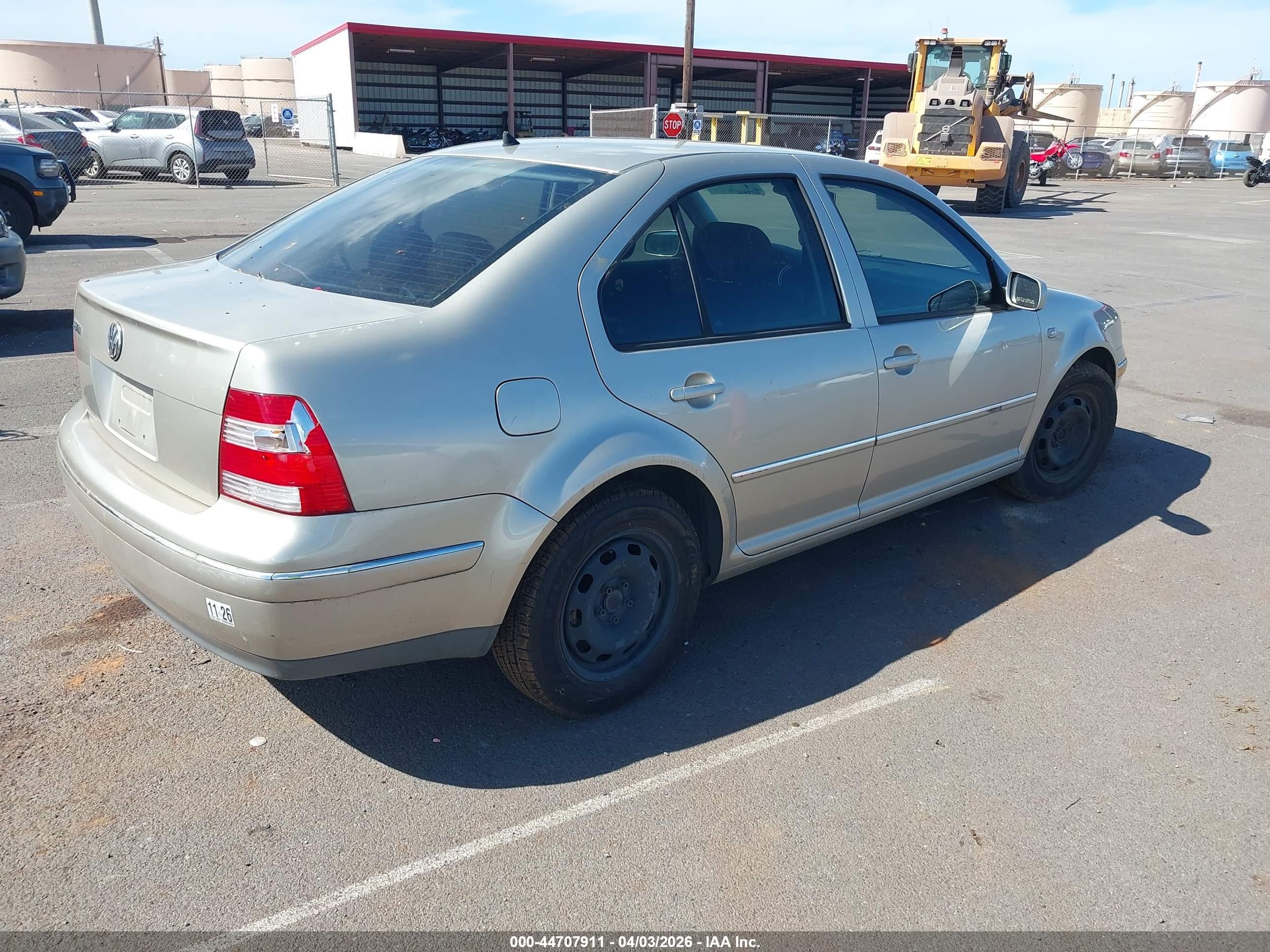2004 Volkswagen Jetta Gl Beige vin: 3VWRK69M34M032046
