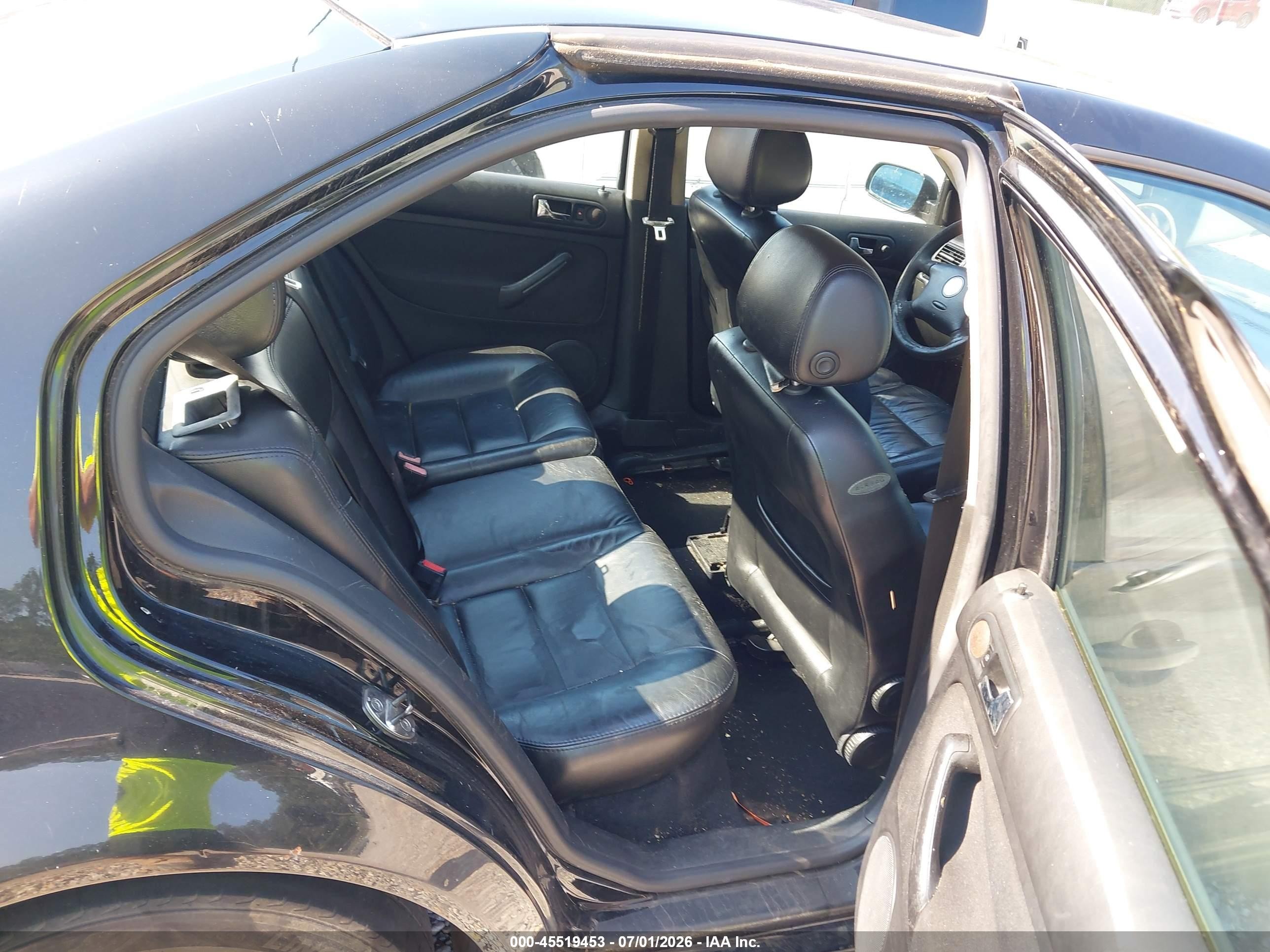 2004 Volkswagen Jetta Gl Black vin: 3VWRK69M44M011870