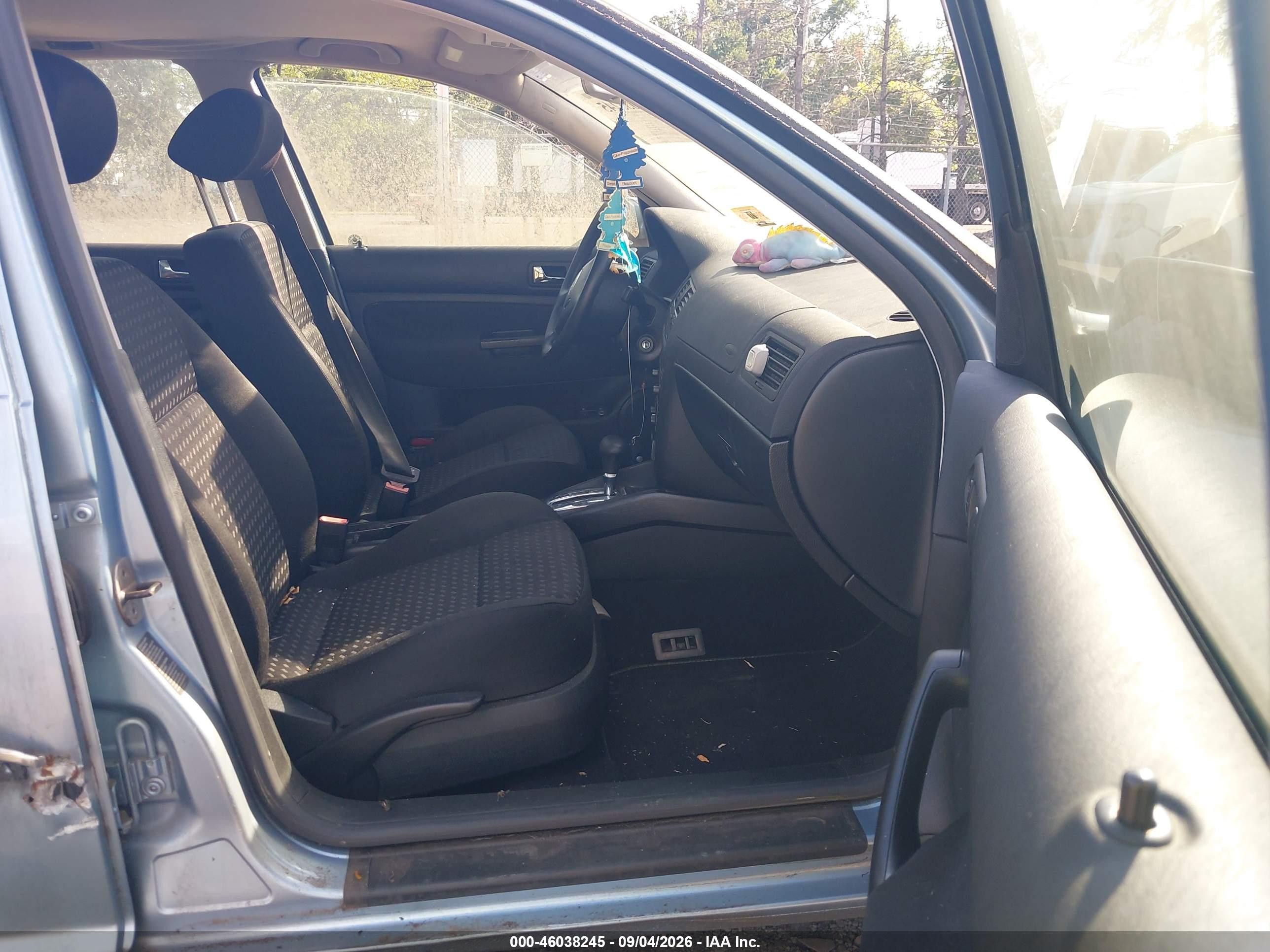 2005 Volkswagen Jetta Gl Blue vin: 3VWRK69MX5M020350