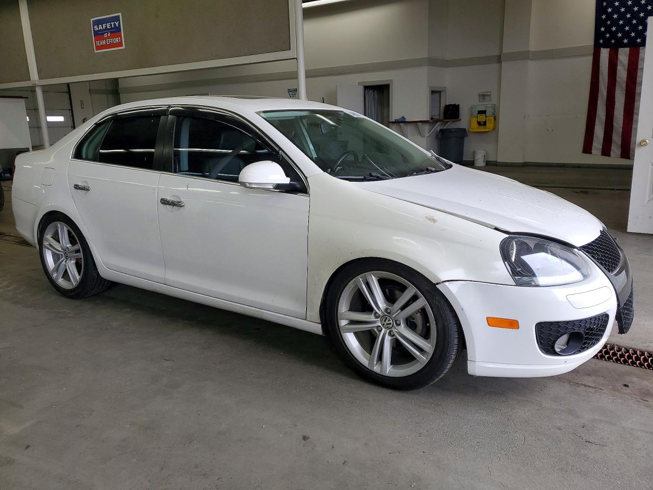 2010 Volkswagen Jetta Tdi White vin: 3VWRL7AJ0AM153732