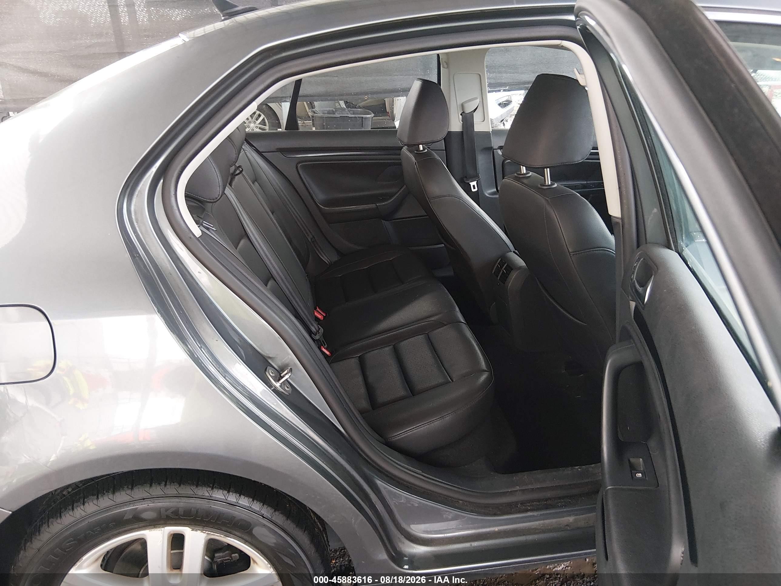 2010 Volkswagen Jetta Tdi Gray vin: 3VWRL7AJ1AM181300