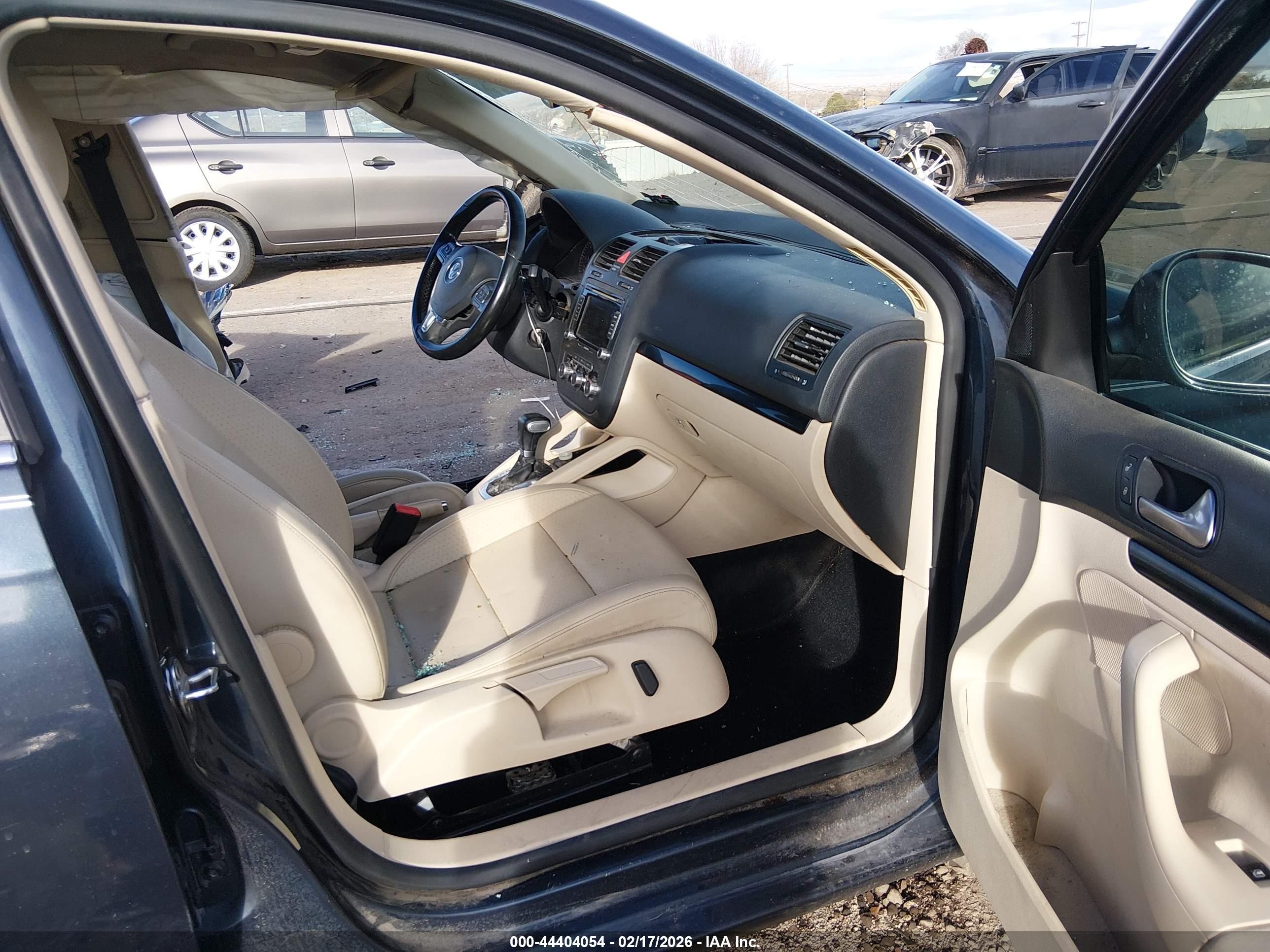 2010 Volkswagen Jetta Tdi Blue vin: 3VWRL7AJ3AM109949