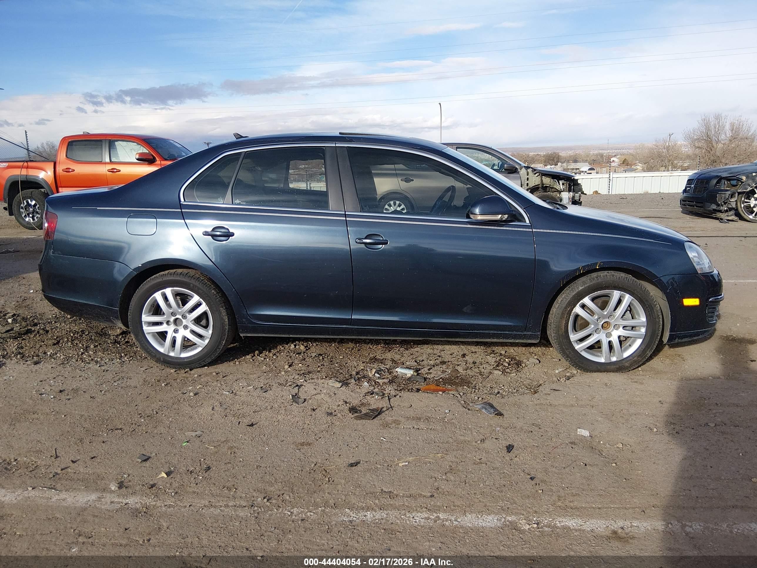 2010 Volkswagen Jetta Tdi Blue vin: 3VWRL7AJ3AM109949