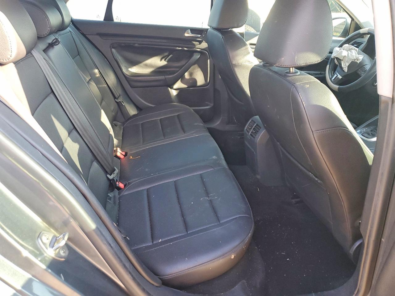 2010 Volkswagen Jetta Tdi Gray vin: 3VWRL7AJ6AM020229