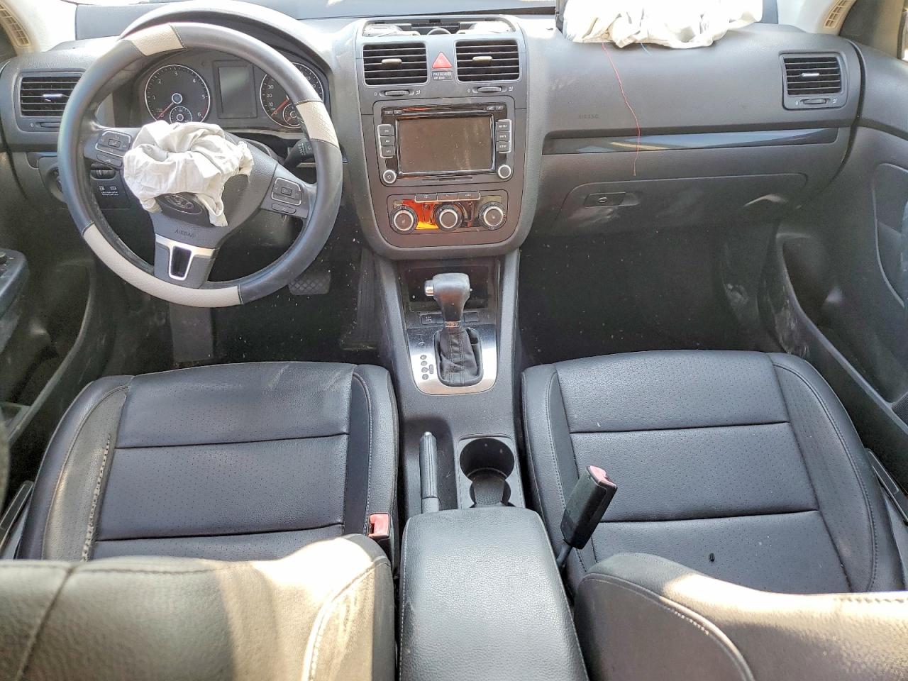 2010 Volkswagen Jetta Tdi Gray vin: 3VWRL7AJ6AM020229