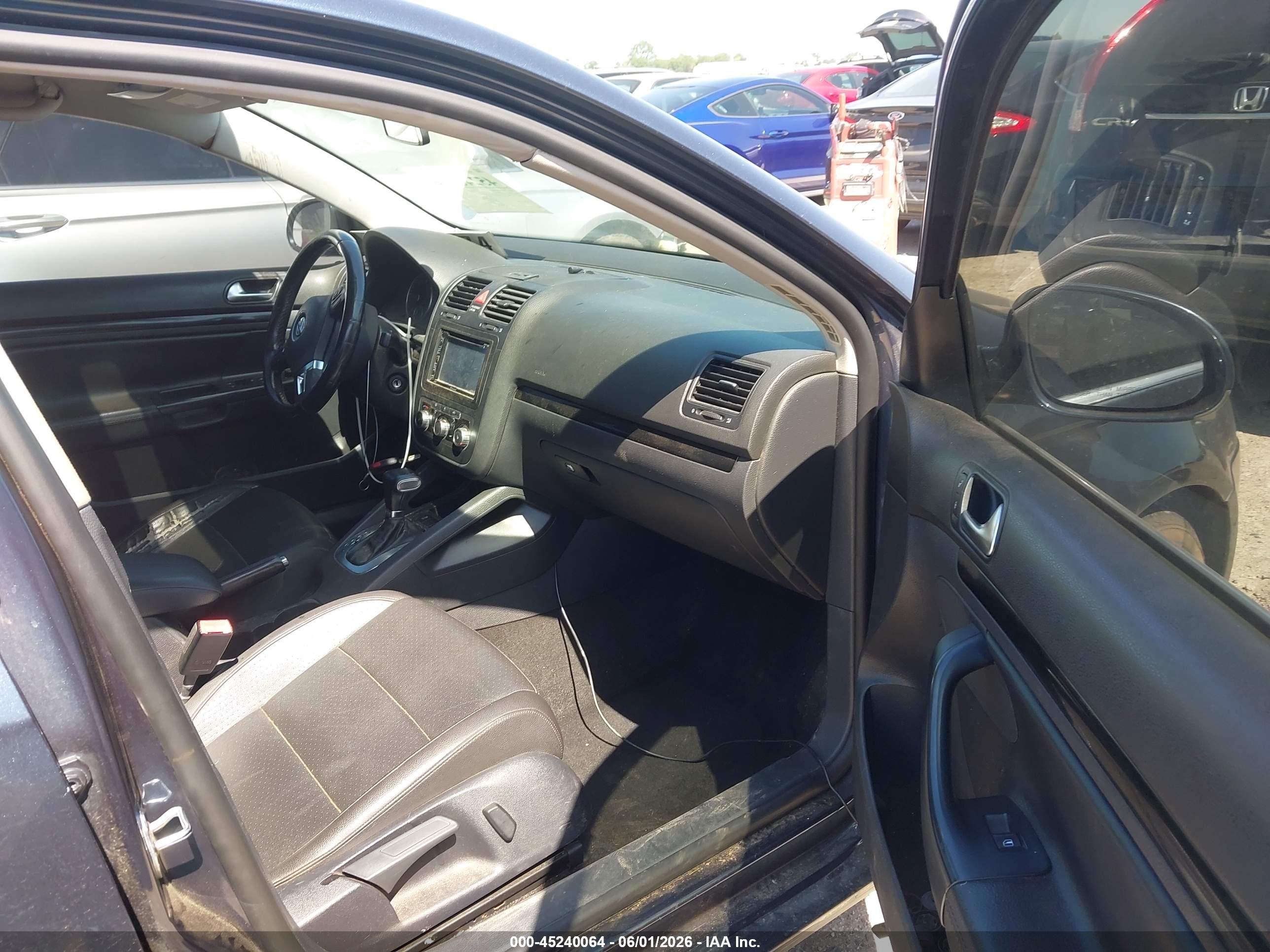 2010 Volkswagen Jetta Tdi Gray vin: 3VWRL7AJ6AM128558