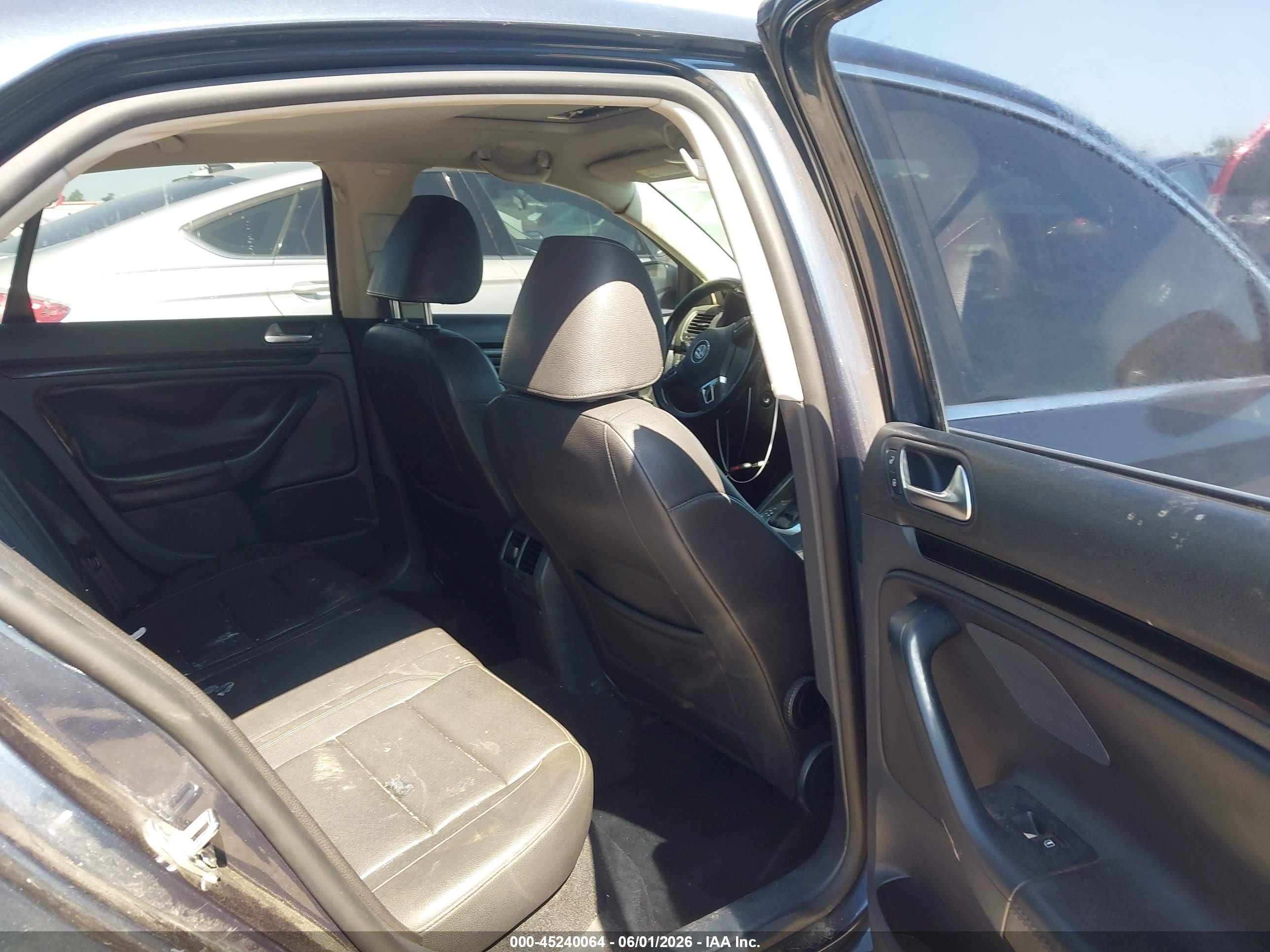 2010 Volkswagen Jetta Tdi Gray vin: 3VWRL7AJ6AM128558