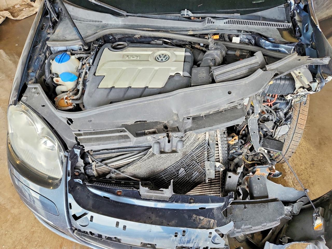 2010 Volkswagen Jetta Tdi Blue vin: 3VWRL7AJ8AM093117