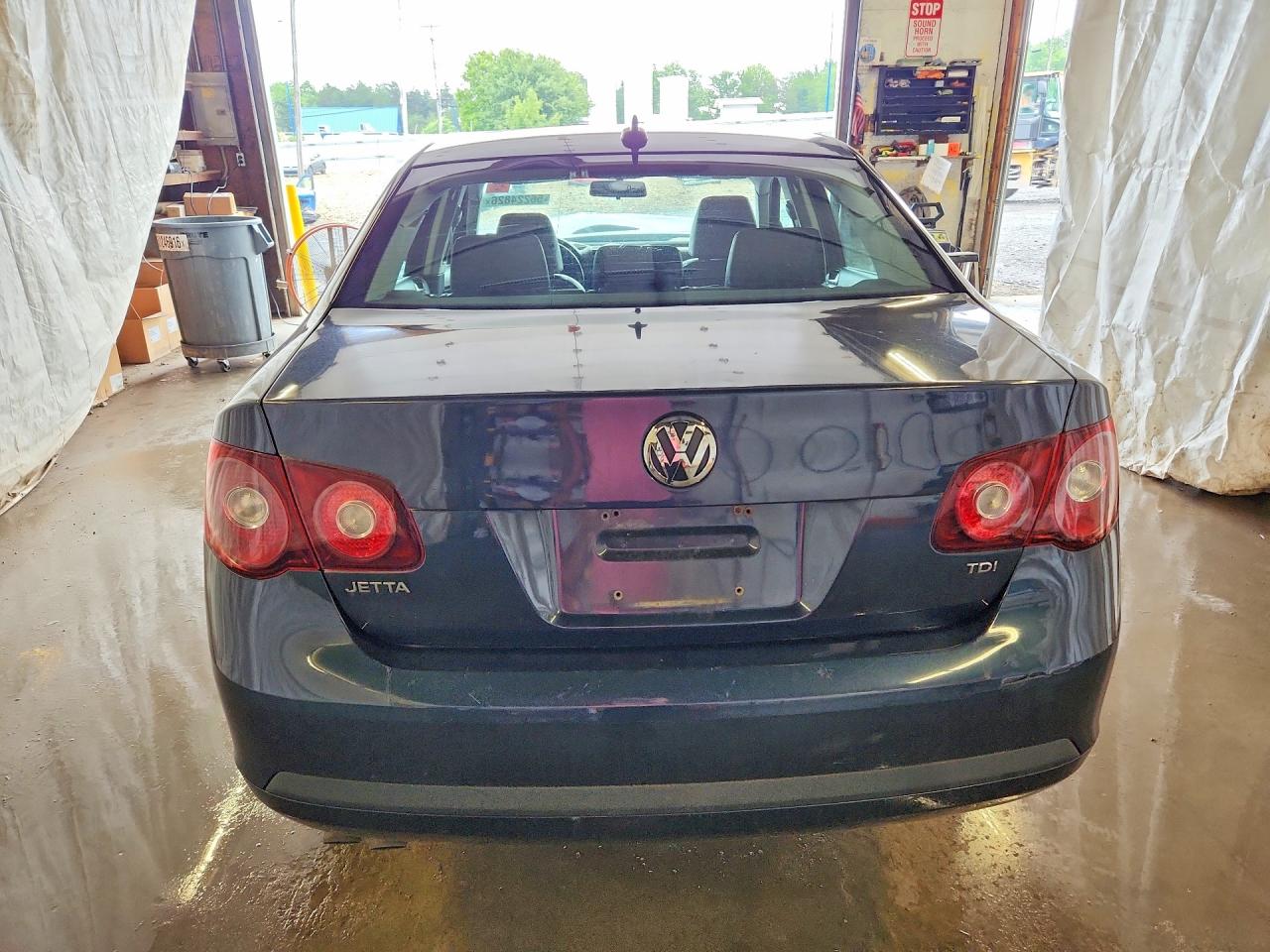 2010 Volkswagen Jetta Tdi Blue vin: 3VWRL7AJ8AM093117