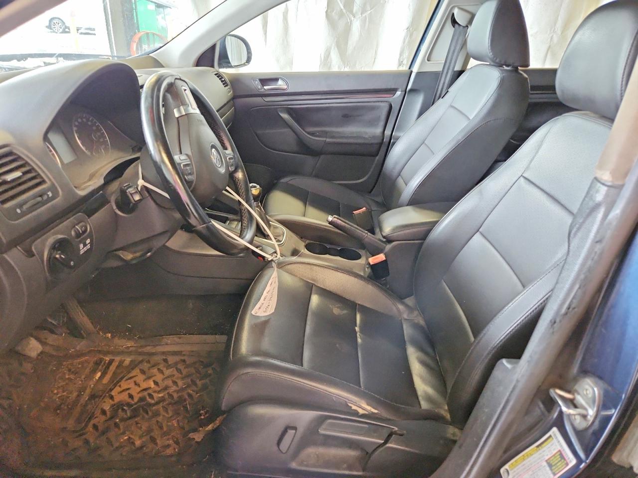 2010 Volkswagen Jetta Tdi Blue vin: 3VWRL7AJ8AM093117