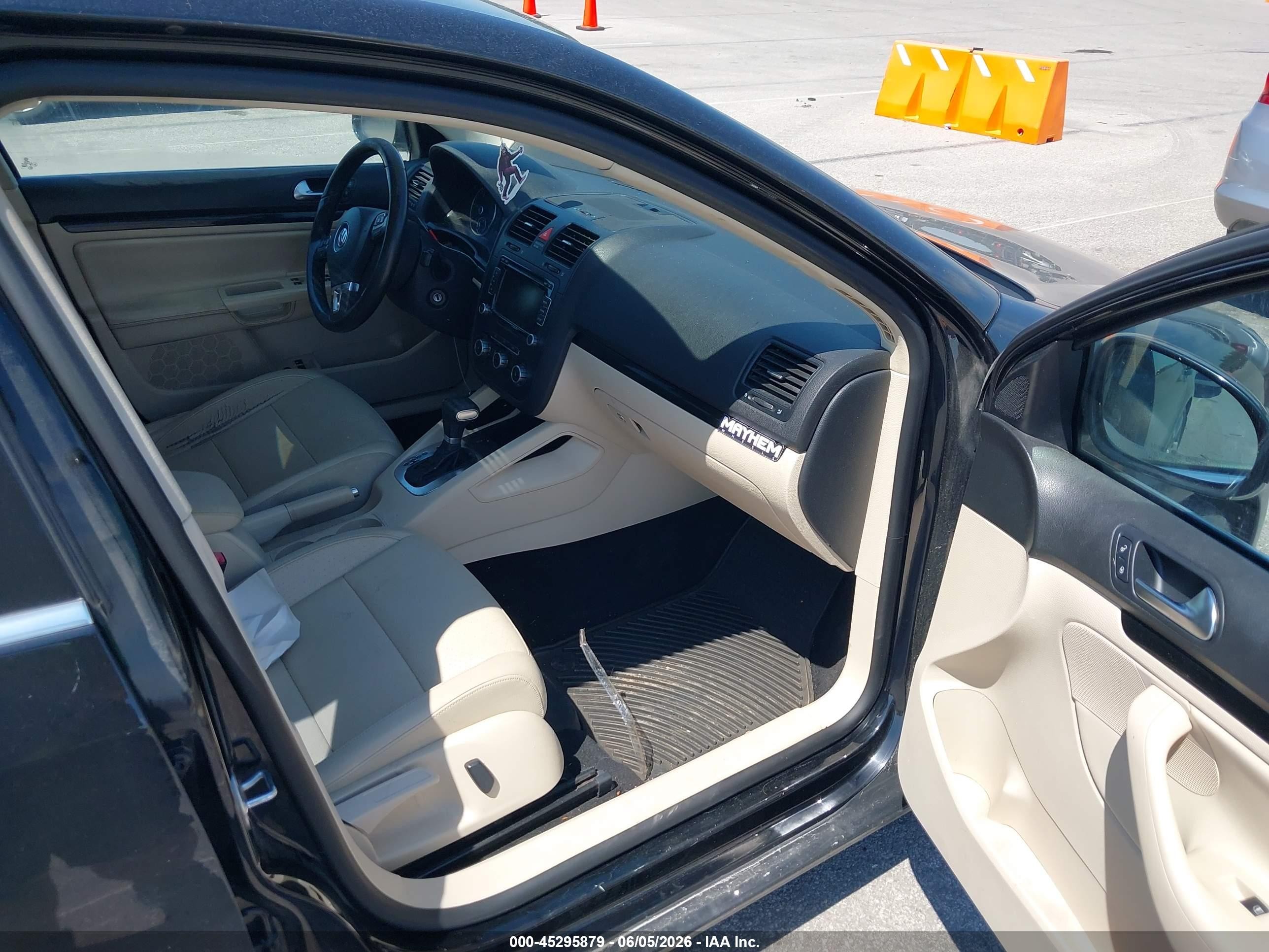 2010 Volkswagen Jetta Tdi Black vin: 3VWRL7AJ9AM128134