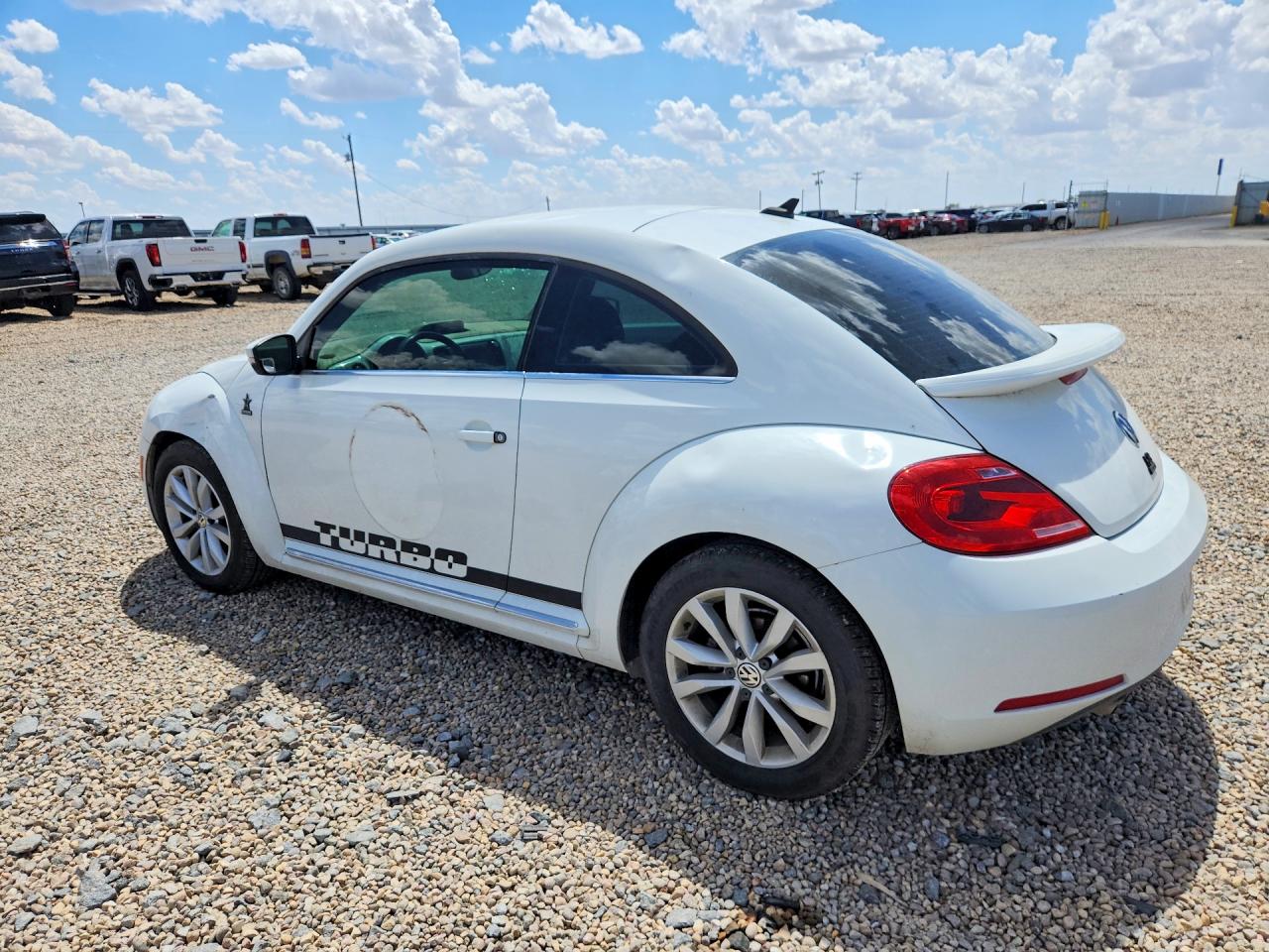 2014 Volkswagen Beetle White vin: 3VWRL7AT9EM654884