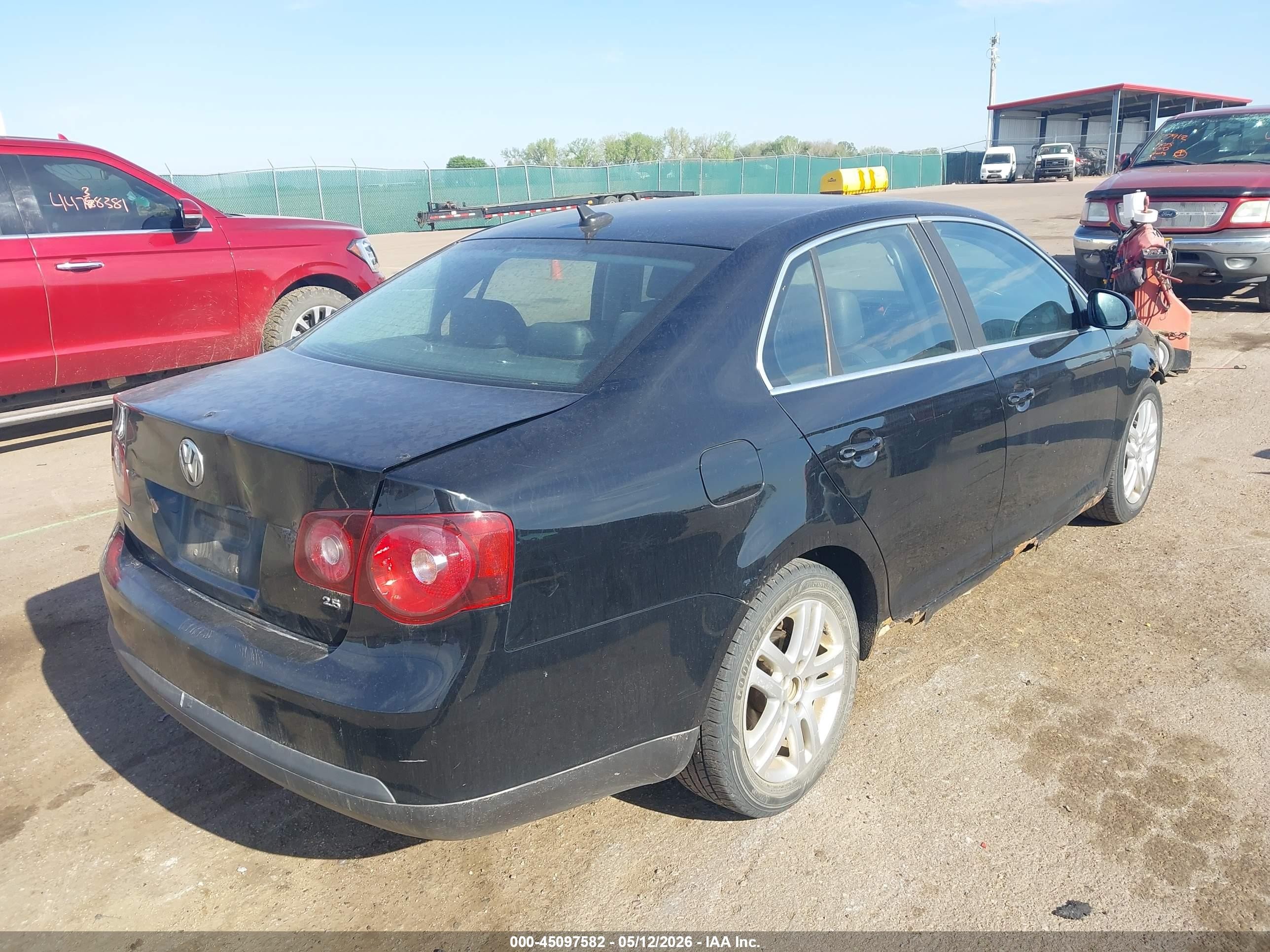 2008 Volkswagen Jetta Se/sel Black vin: 3VWRM71K08M114381